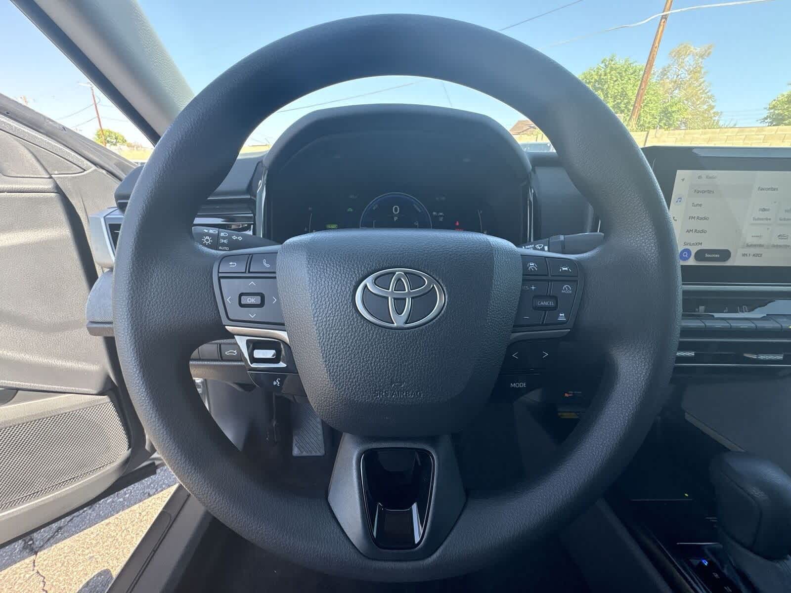Thumbnail: 2025 Toyota Camry - 27