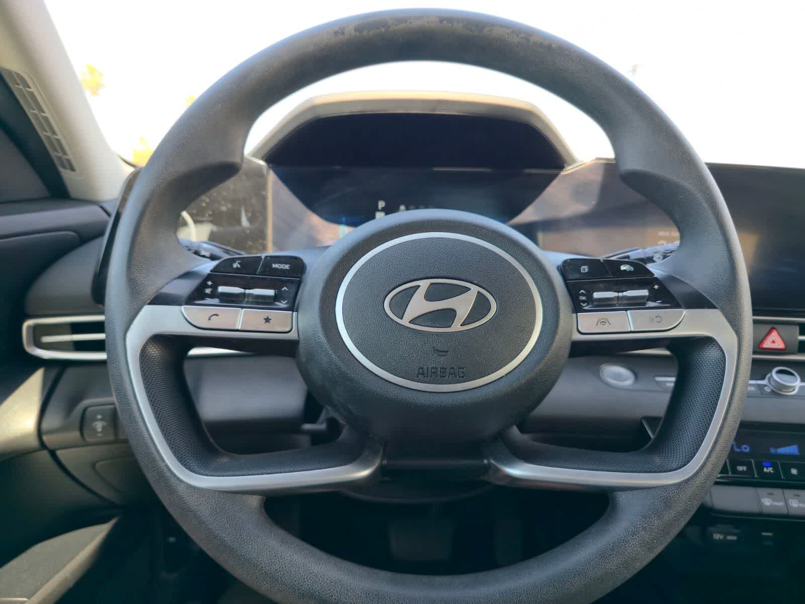 Thumbnail: 2024 Hyundai Elantra - 24