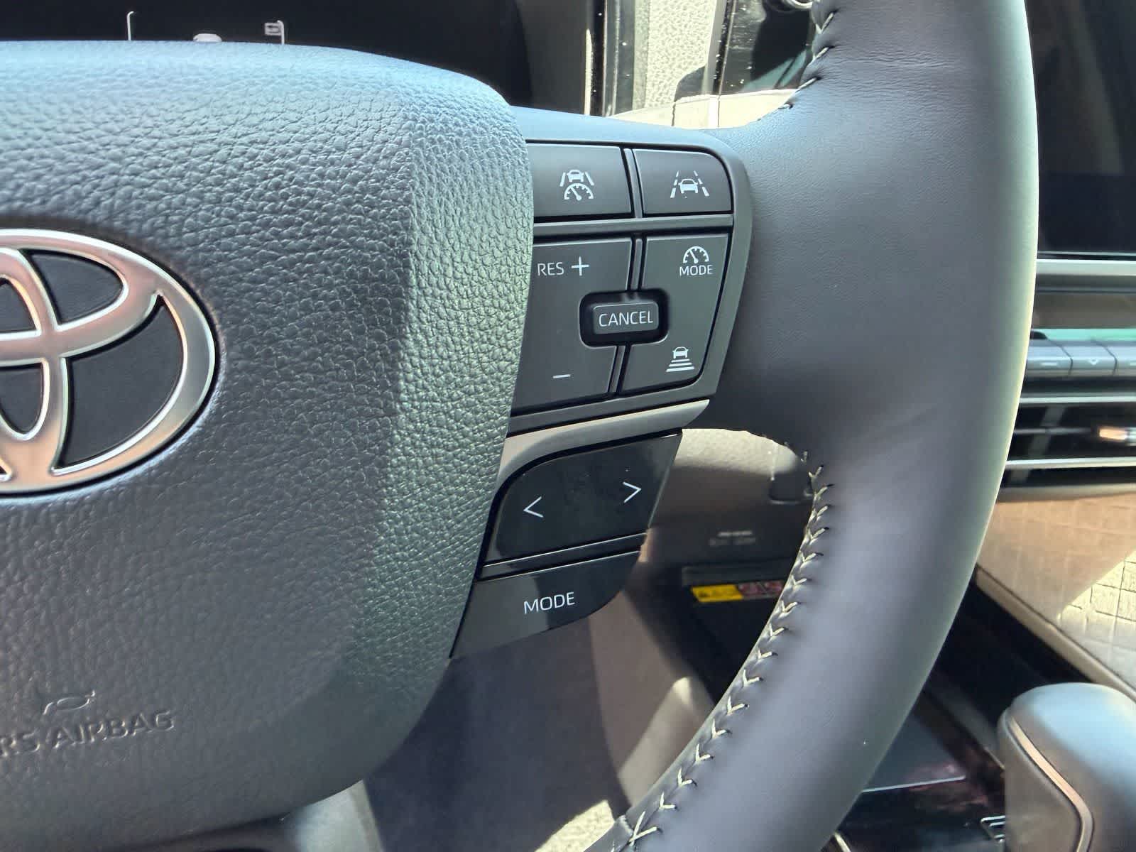 Thumbnail: 2025 Toyota Camry - 15