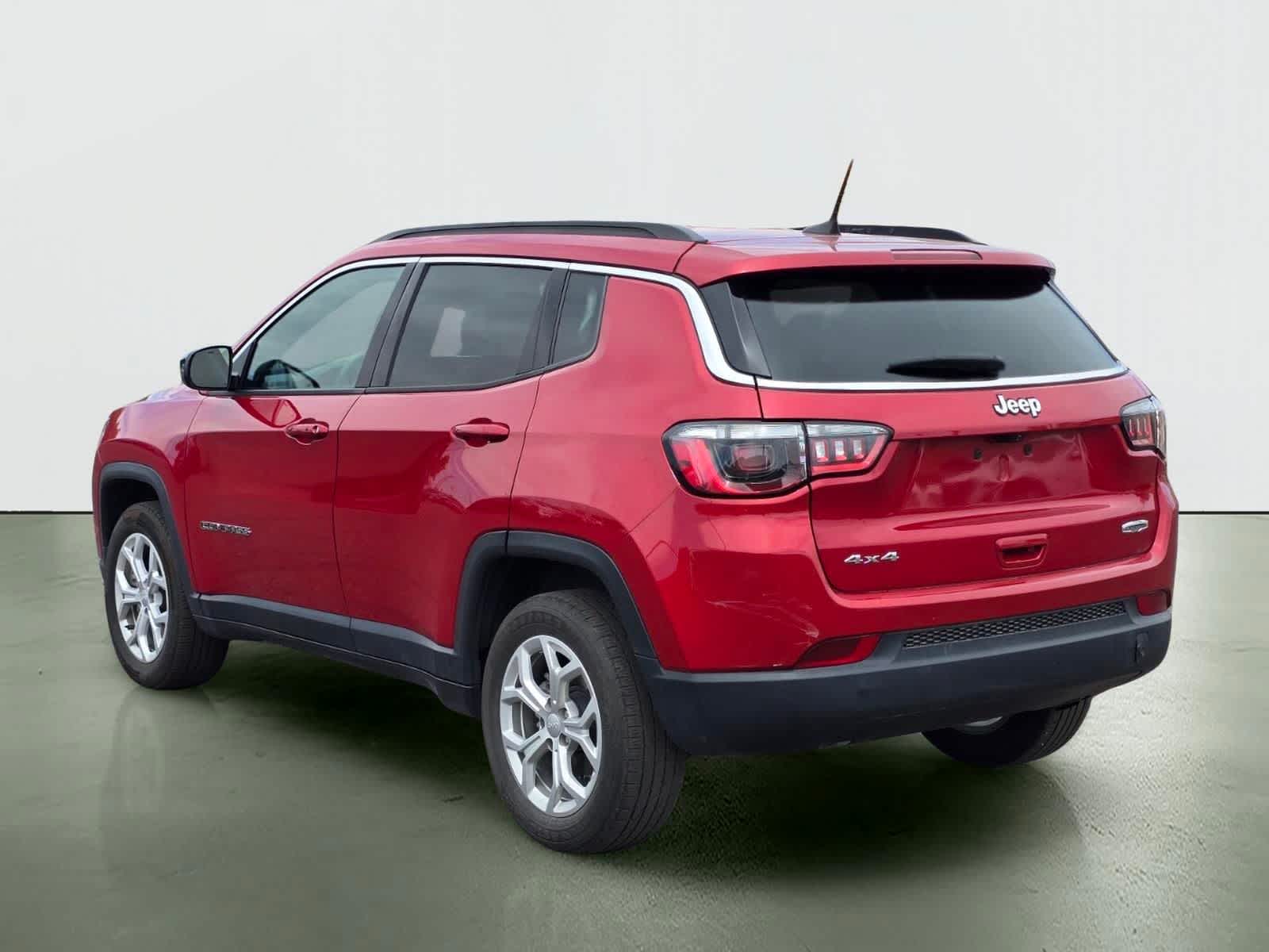 Thumbnail: 2024 Jeep Compass - 4