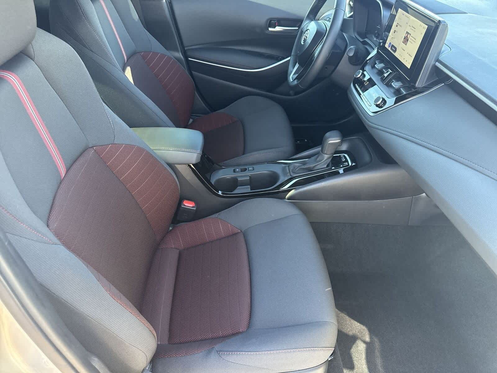 Thumbnail: 2025 Toyota Corolla - 12