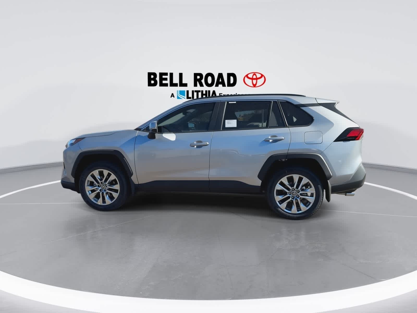 Thumbnail: 2025 Toyota RAV4 - 5