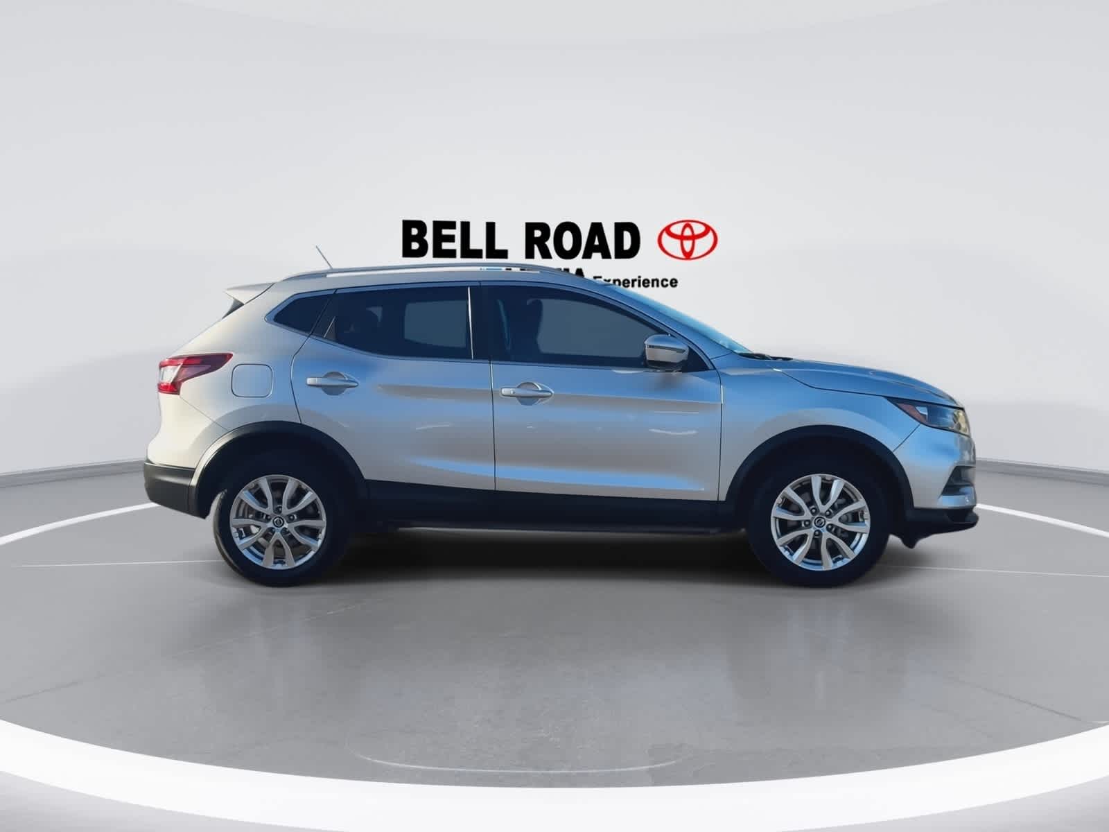 Thumbnail: 2020 Nissan Rogue Sport - 9