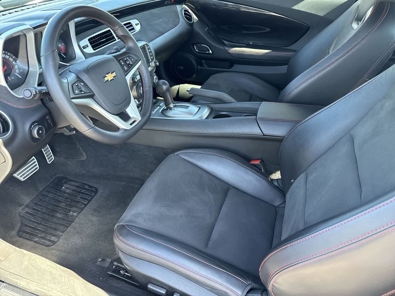 Thumbnail: 2013 Chevrolet Camaro - 17