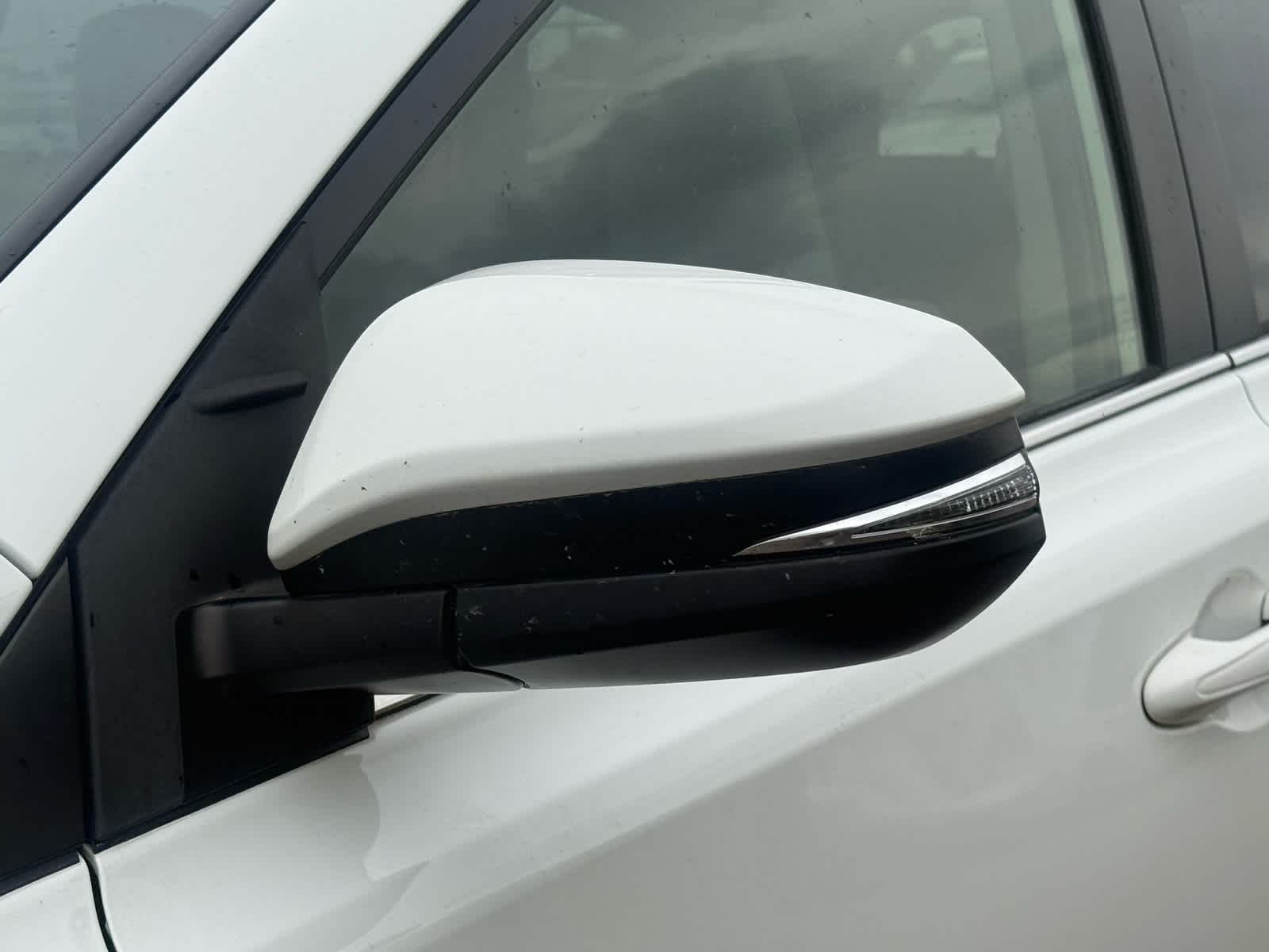 Thumbnail: 2018 Toyota RAV4 - 11