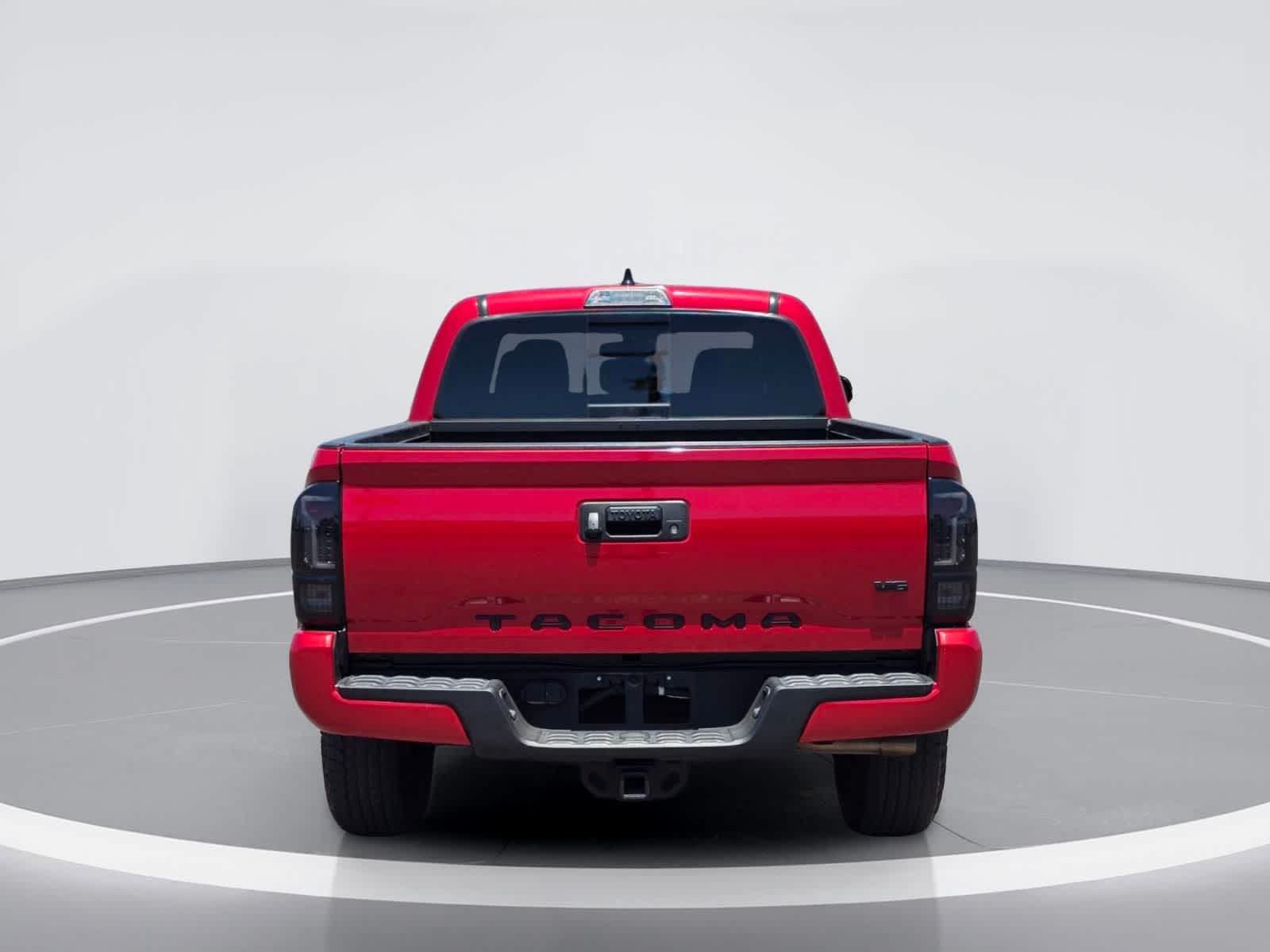 Thumbnail: 2020 Toyota Tacoma - 4