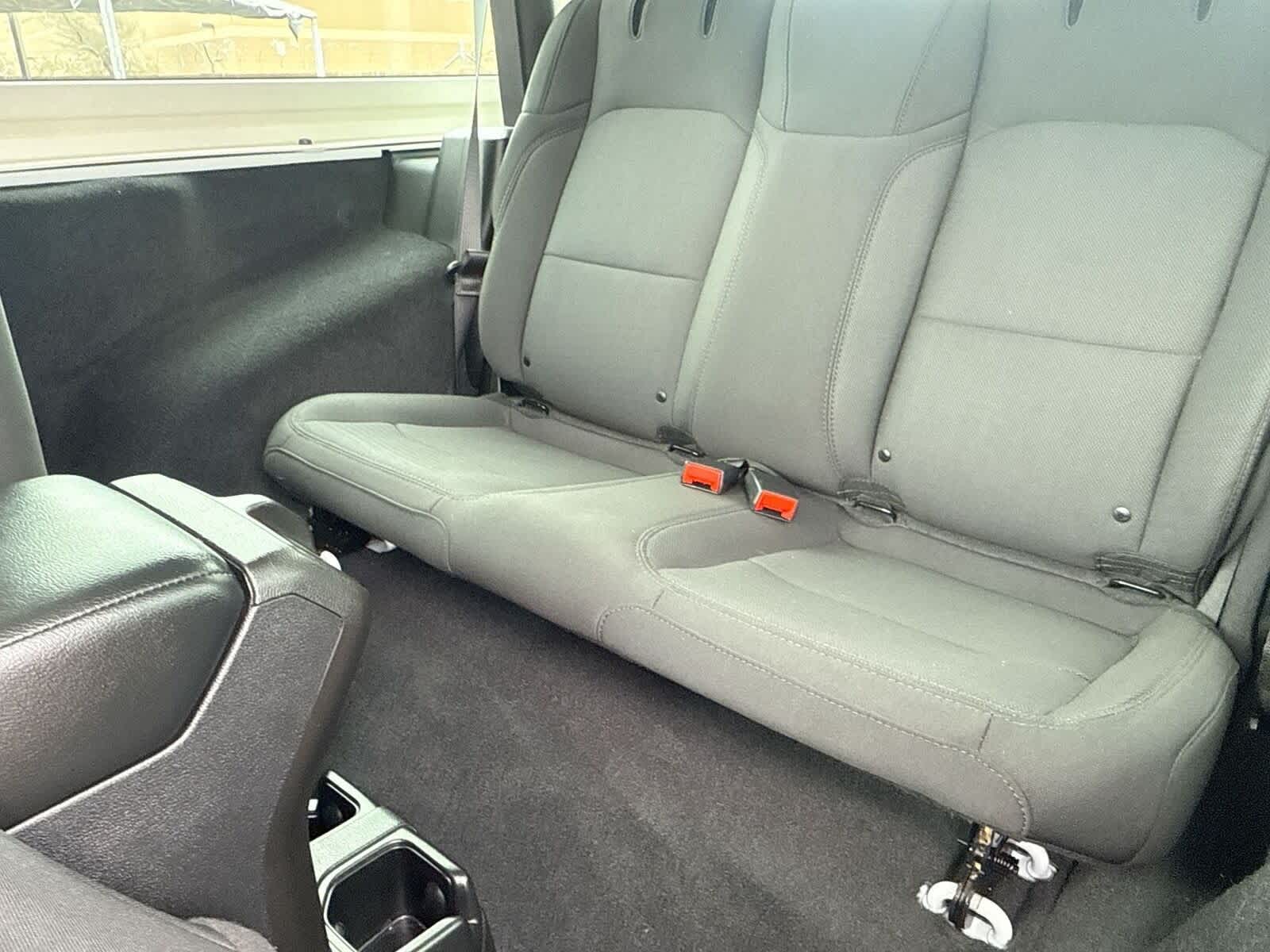 Thumbnail: 2021 Jeep Wrangler - 14