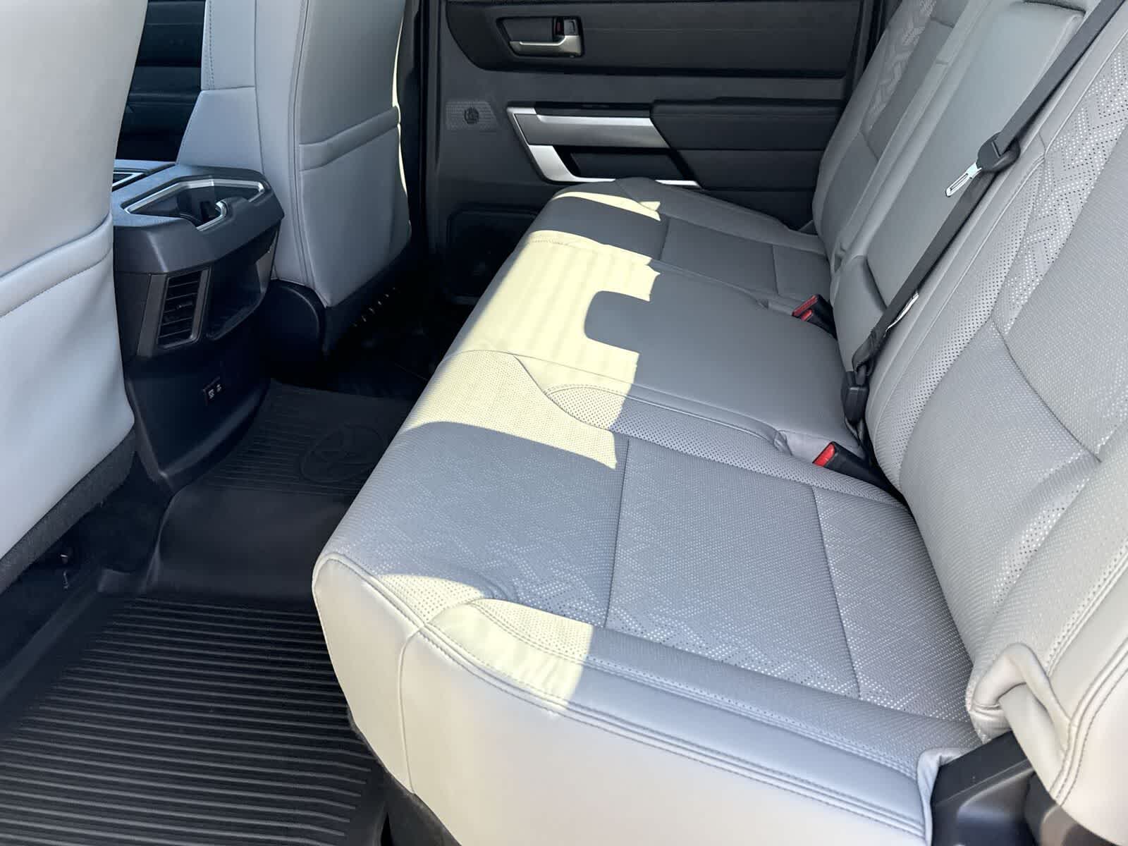 Thumbnail: 2024 Toyota Tundra - 14