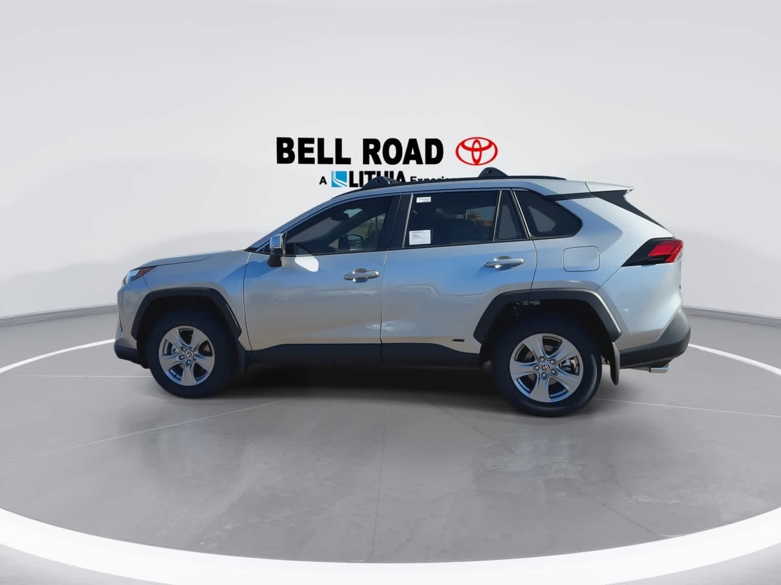 Thumbnail: 2025 Toyota RAV4 - 5