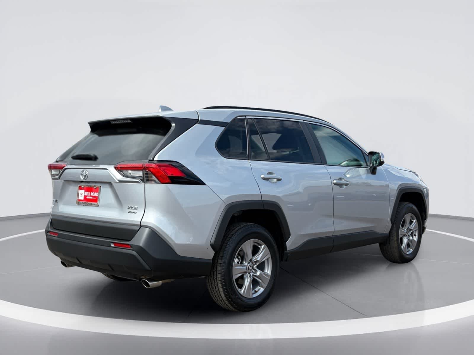 Thumbnail: 2025 Toyota RAV4 - 6