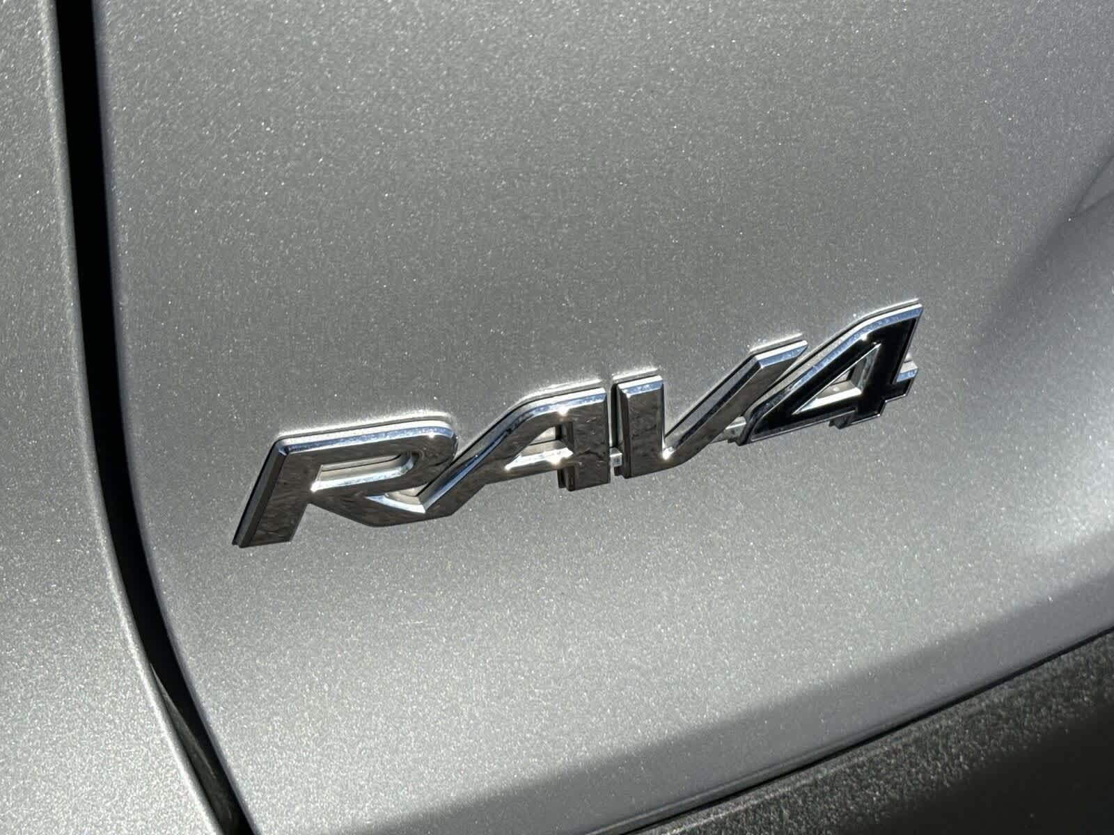 Thumbnail: 2024 Toyota RAV4 - 33