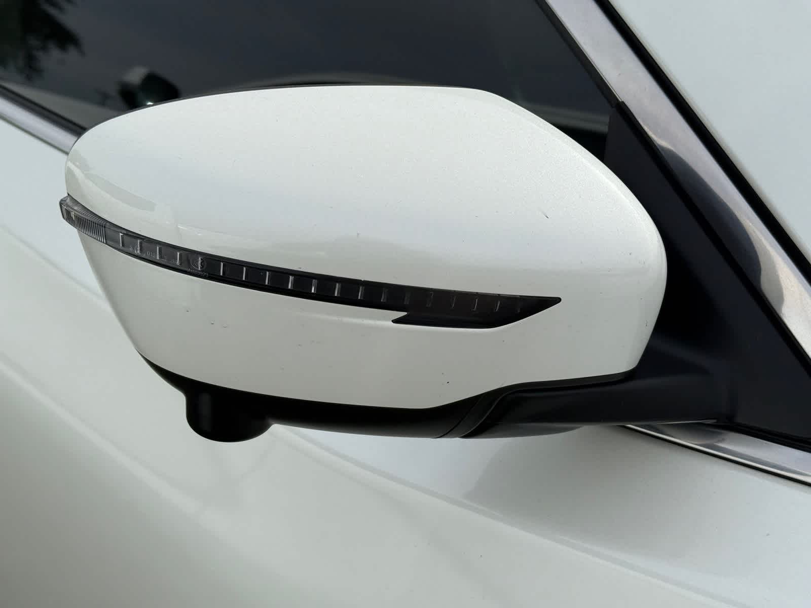 Thumbnail: 2019 Nissan Rogue - 6