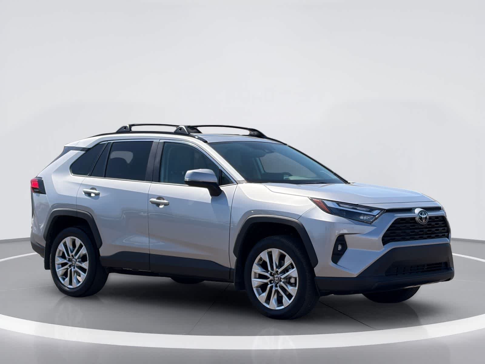 Thumbnail: 2025 Toyota RAV4 - 9