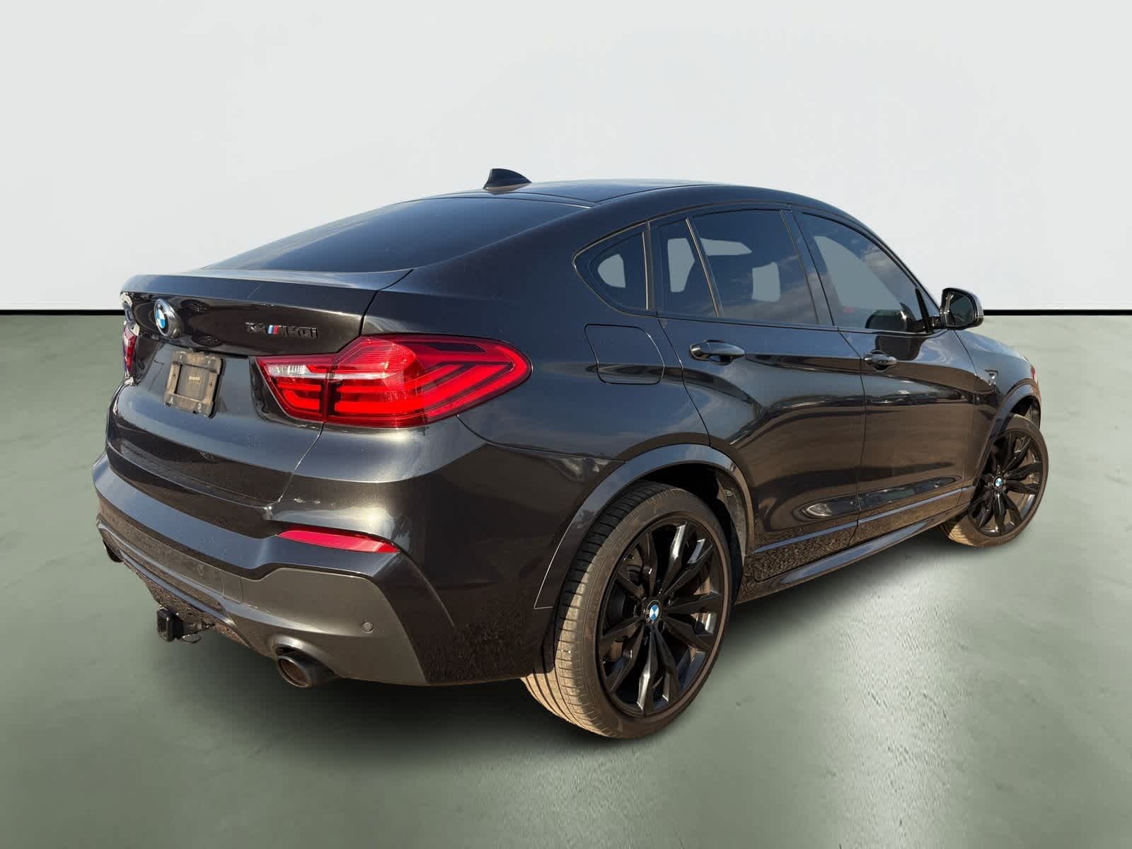 Thumbnail: 2018 BMW X4 - 4