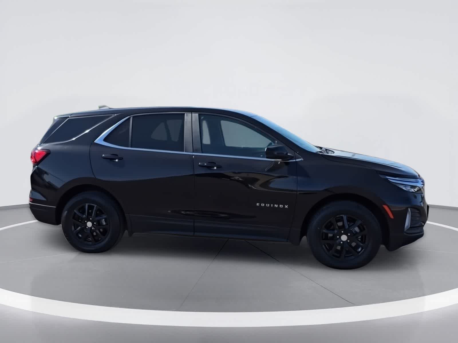 Thumbnail: 2024 Chevrolet Equinox - 8
