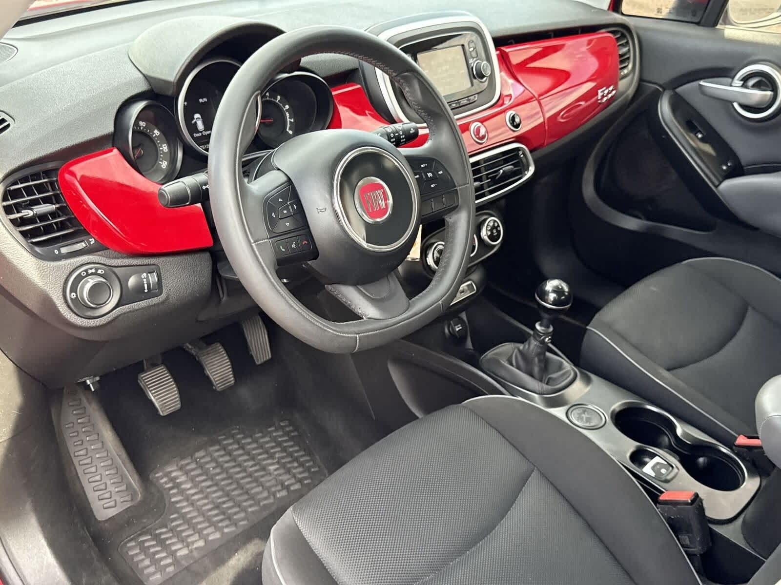 Thumbnail: 2017 Fiat 500X - 16