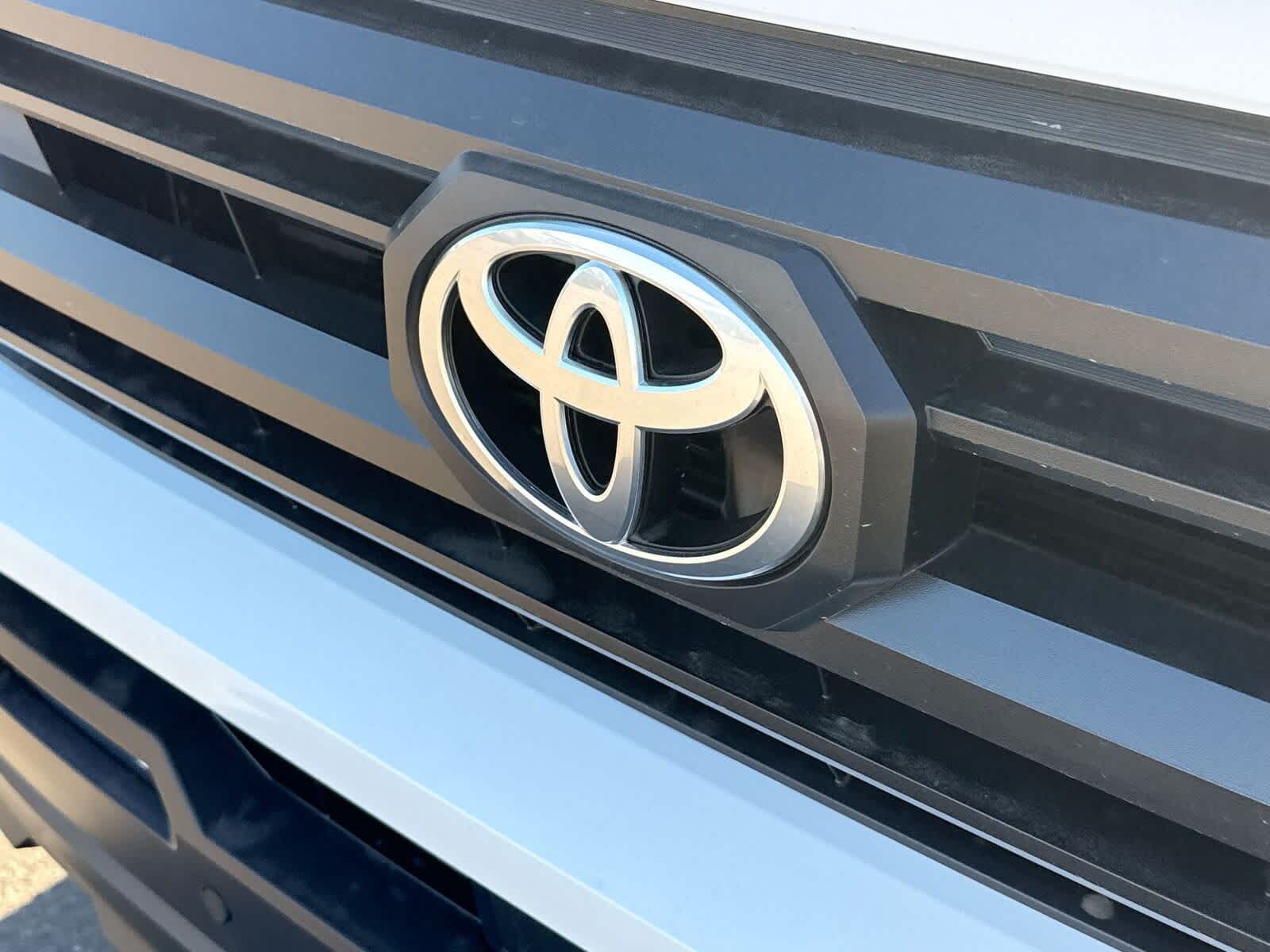 Thumbnail: 2025 Toyota Tacoma - 32