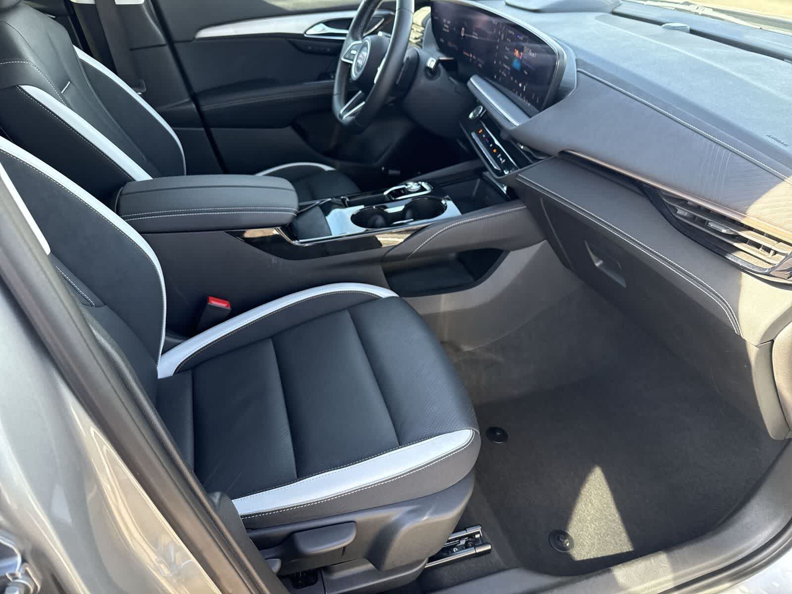 Thumbnail: 2025 Buick Envision - 12