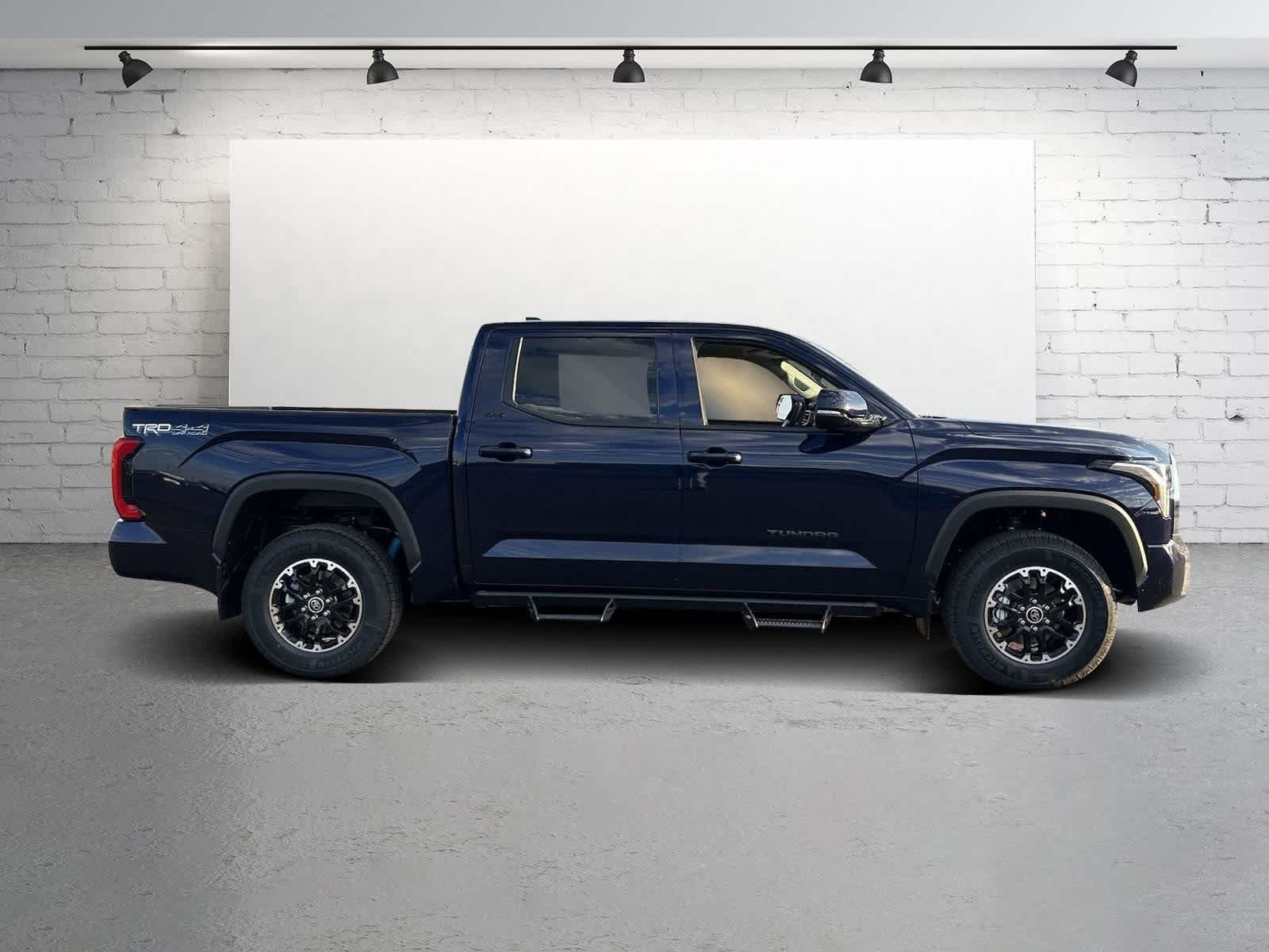 Thumbnail: 2024 Toyota Tundra - 7