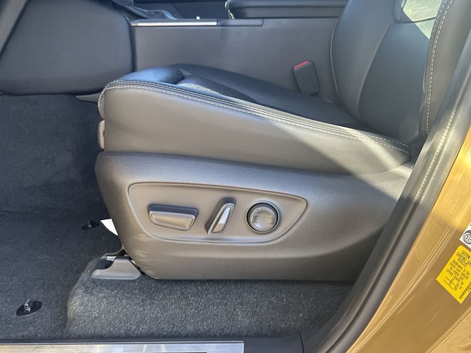 Thumbnail: 2025 Toyota Land Cruiser - 18