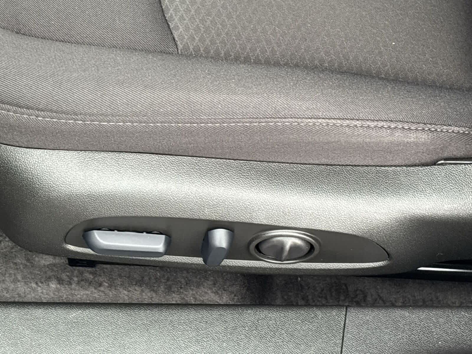 Thumbnail: 2025 Chevrolet Malibu - 23