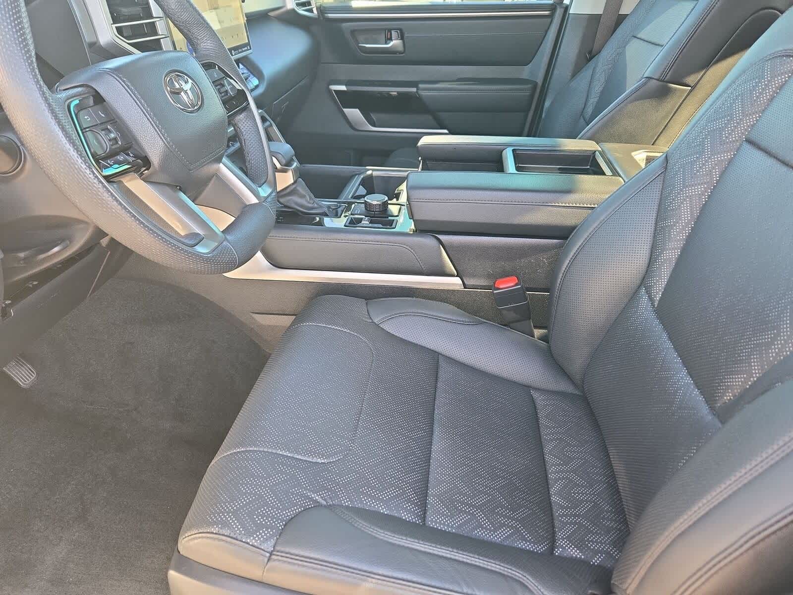 Thumbnail: 2024 Toyota Tundra - 17