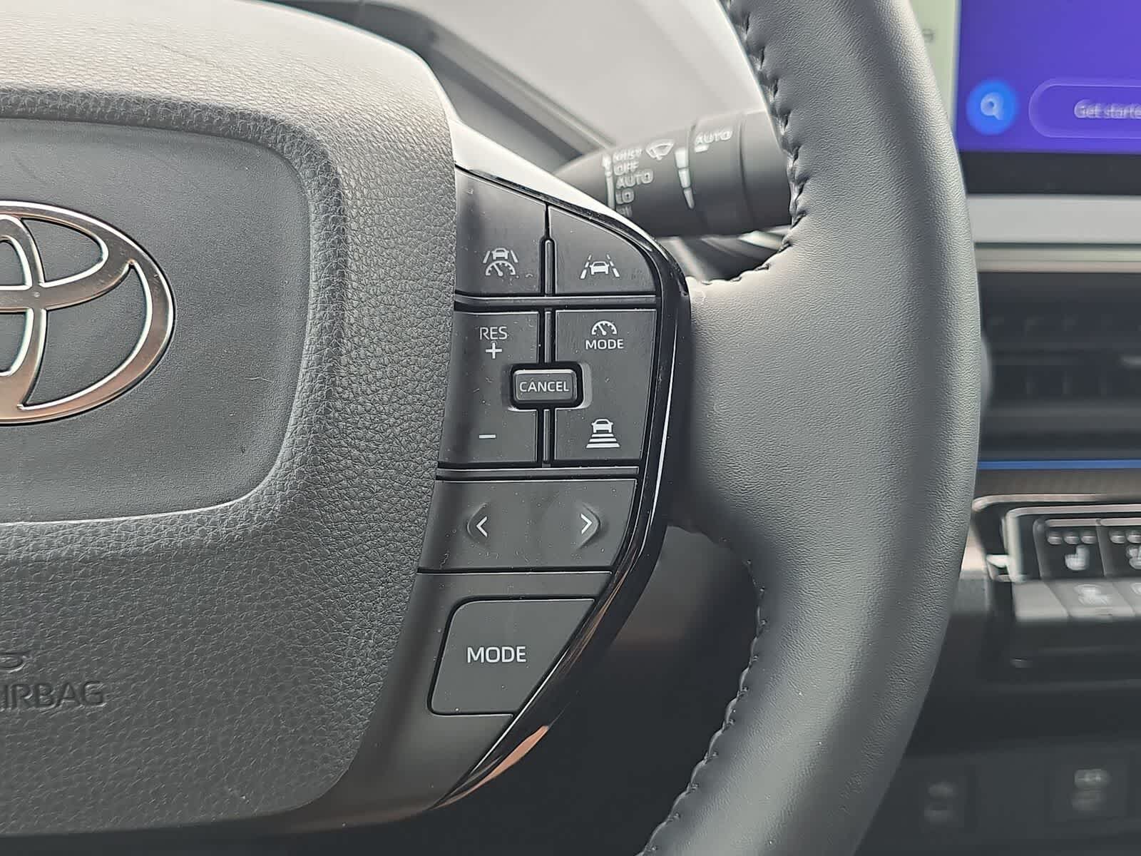 Thumbnail: 2025 Toyota Prius - 30