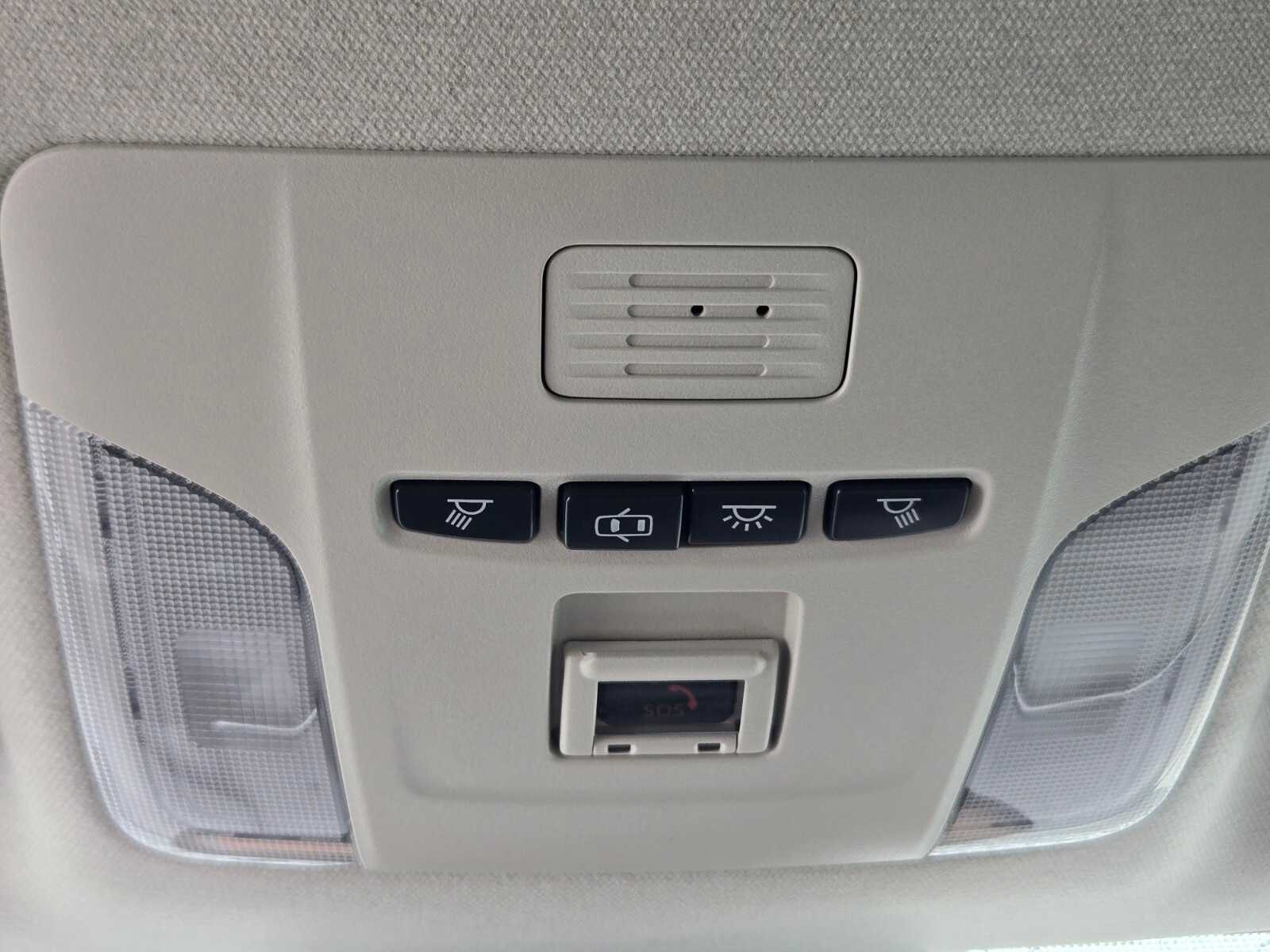 Thumbnail: 2022 Toyota Corolla - 20