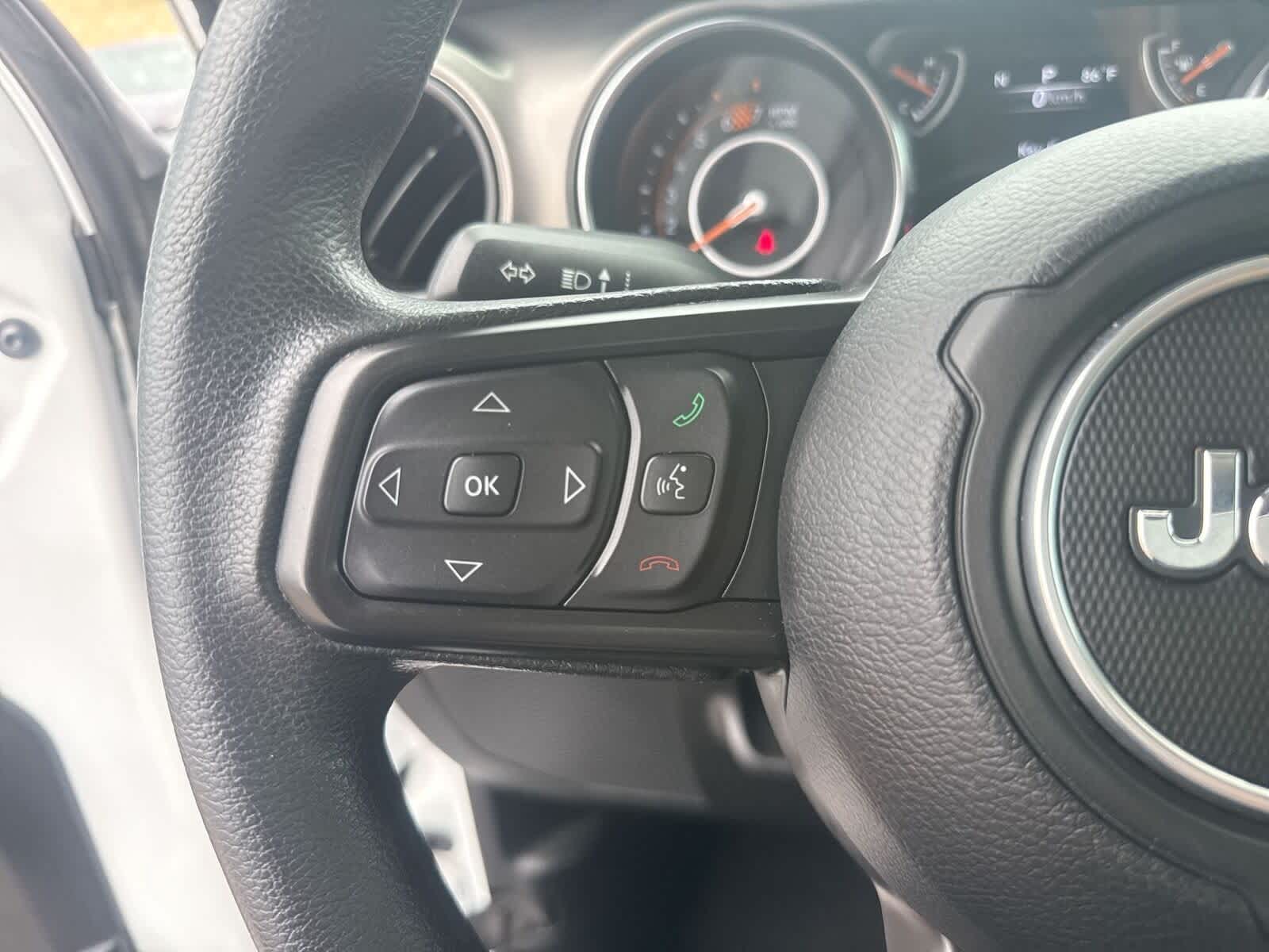 Thumbnail: 2021 Jeep Wrangler - 27