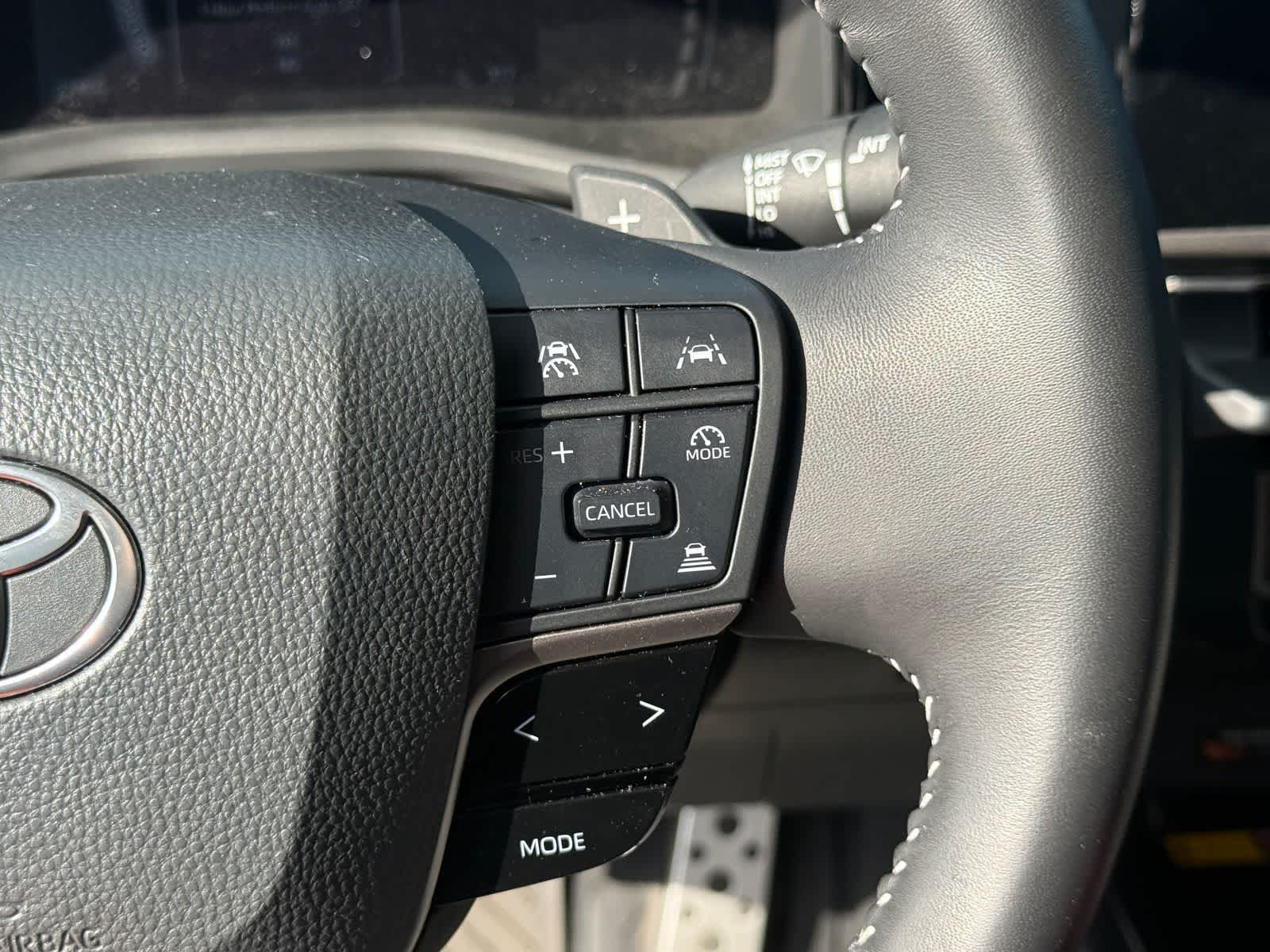 Thumbnail: 2025 Toyota Camry - 17