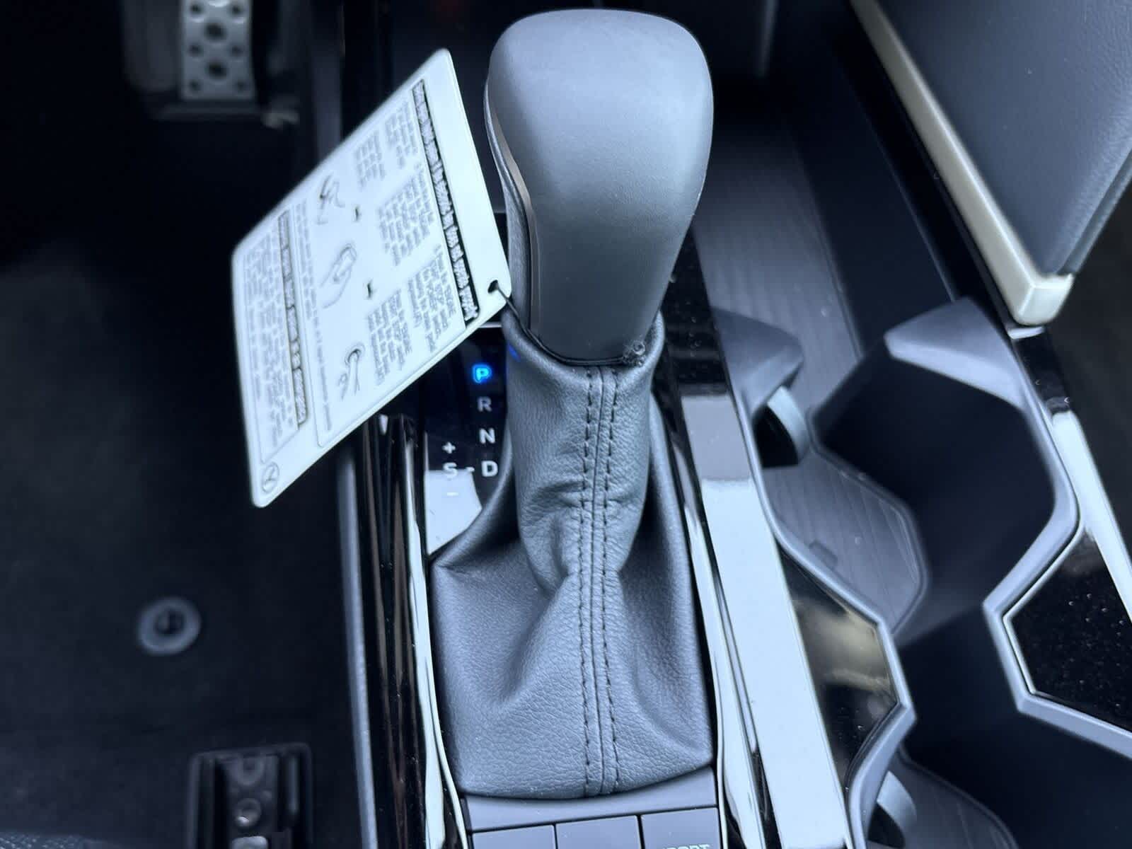 Thumbnail: 2025 Toyota Camry - 25