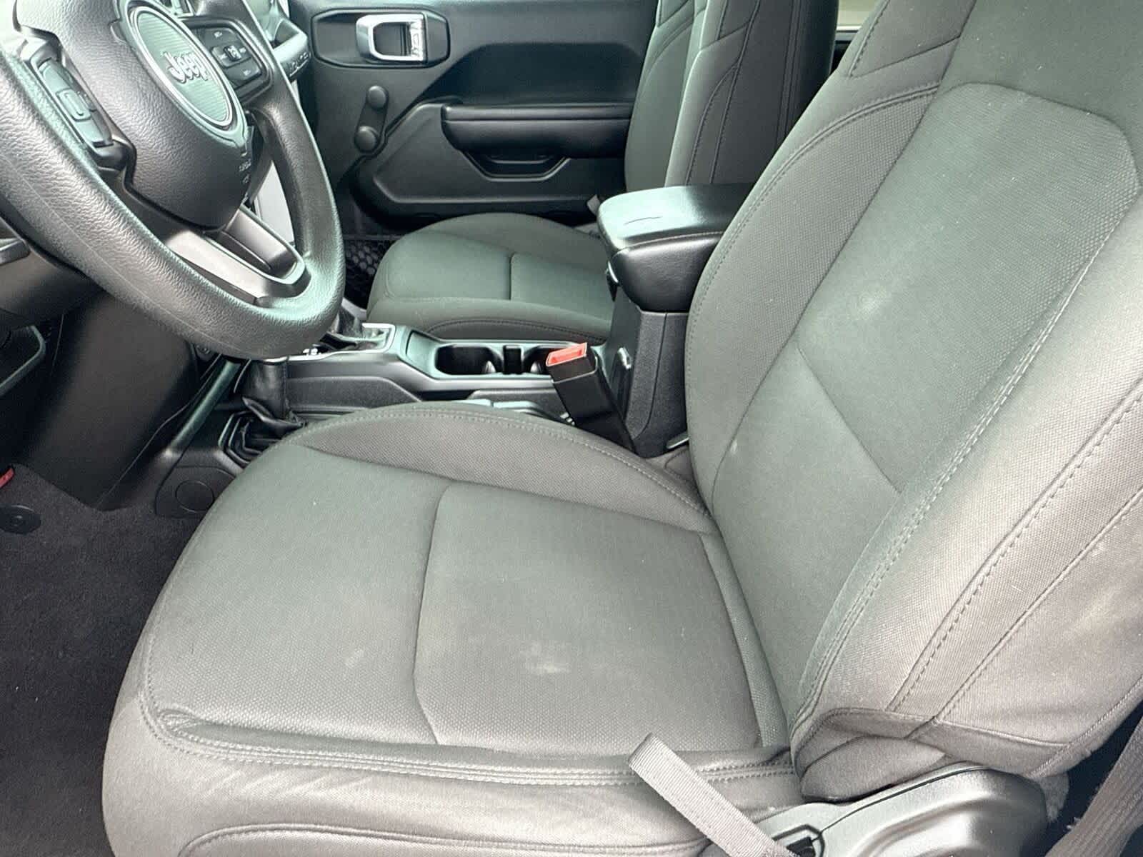 Thumbnail: 2021 Jeep Wrangler - 17