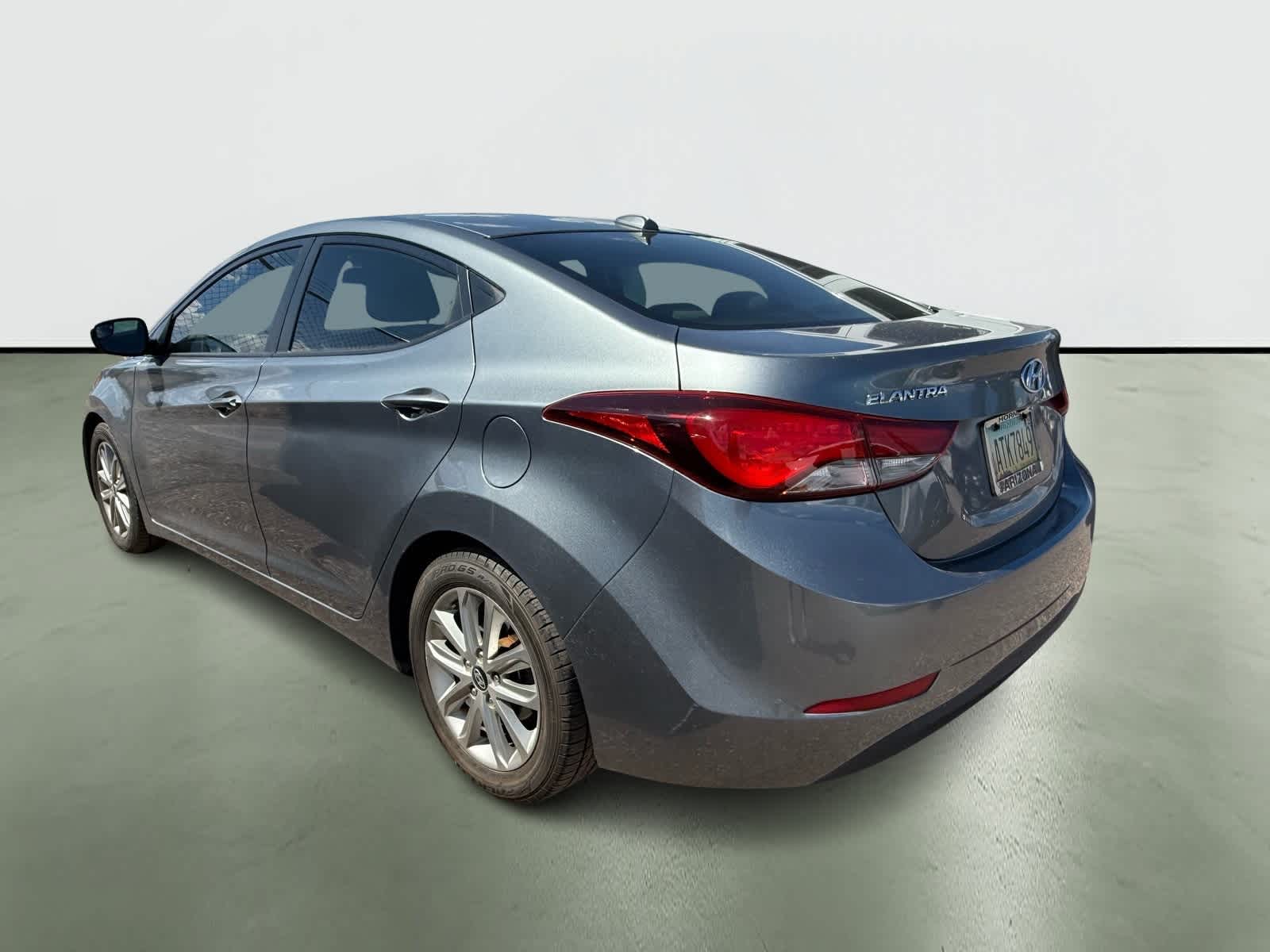 Thumbnail: 2016 Hyundai Elantra - 3