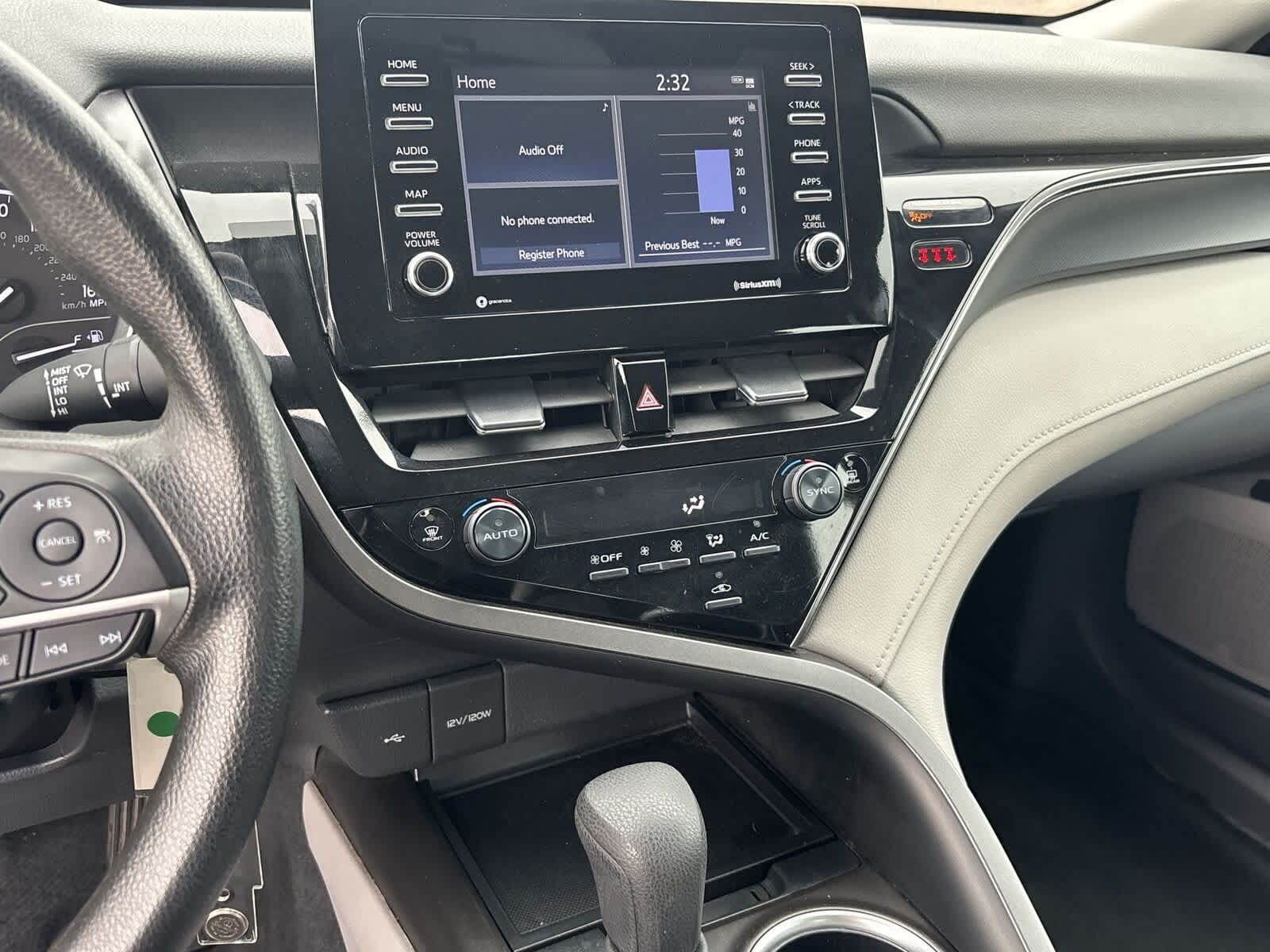 Thumbnail: 2024 Toyota Camry - 24