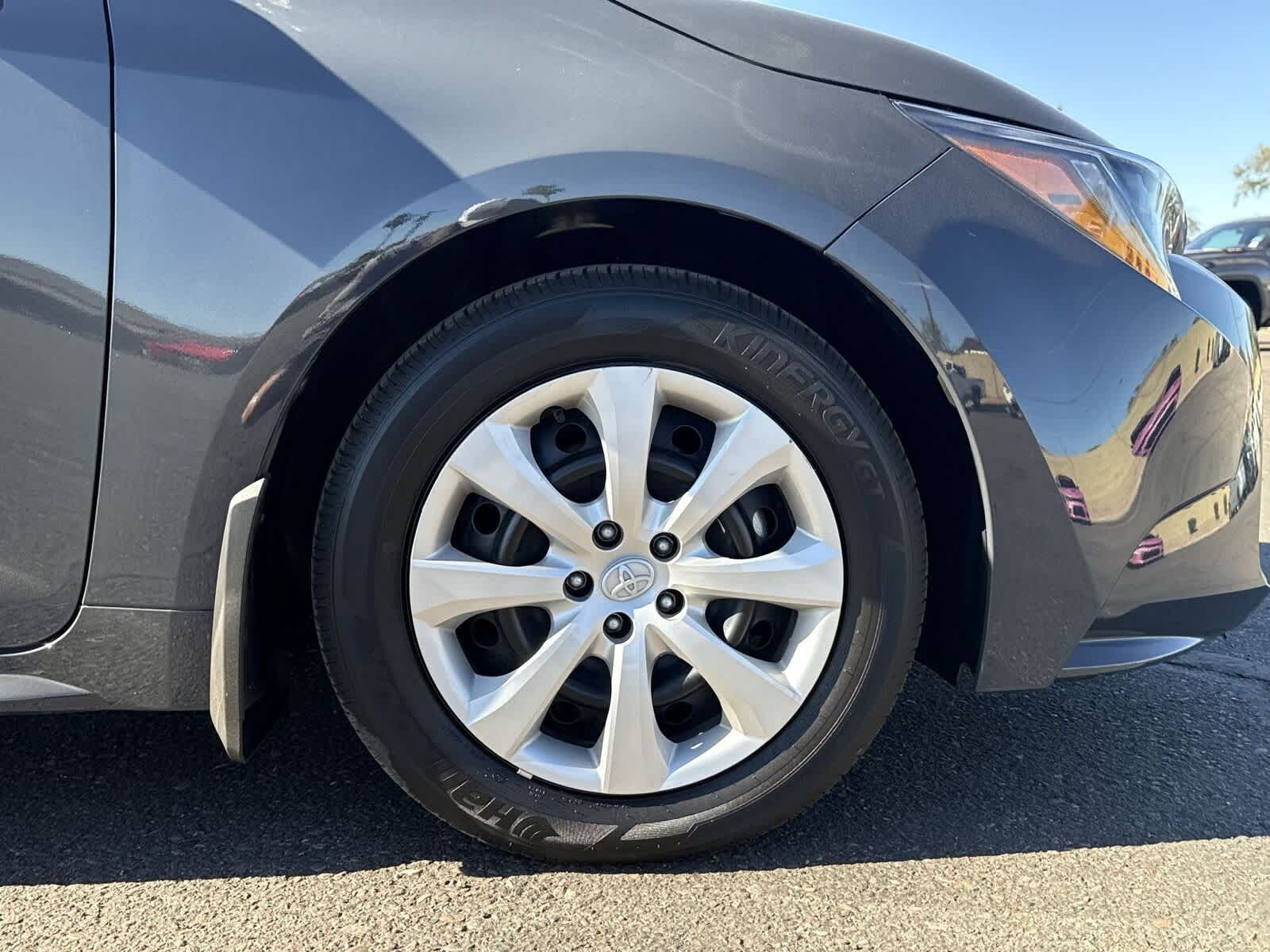 Thumbnail: 2025 Toyota Corolla - 10