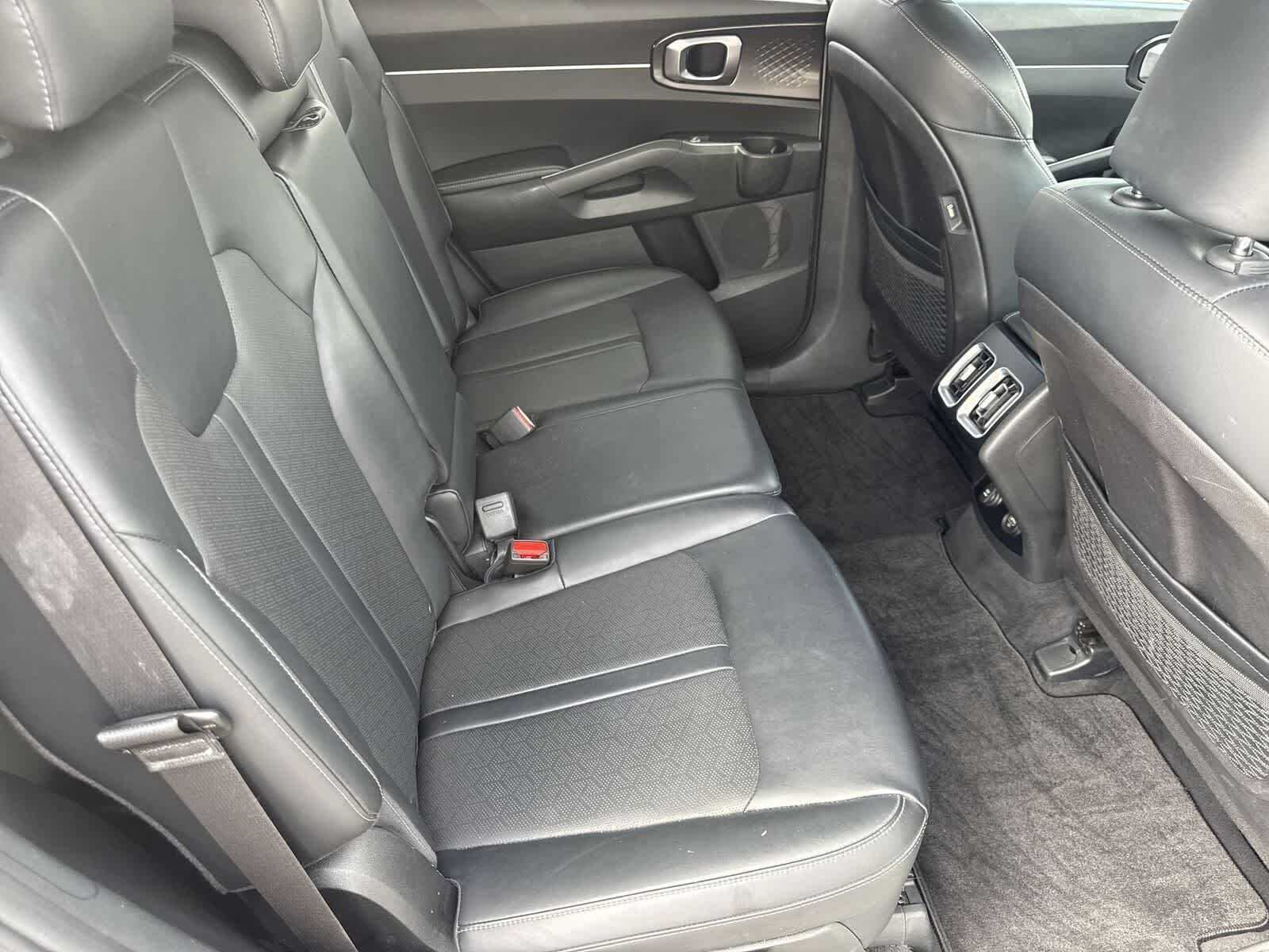 Thumbnail: 2021 Kia Sorento - 14