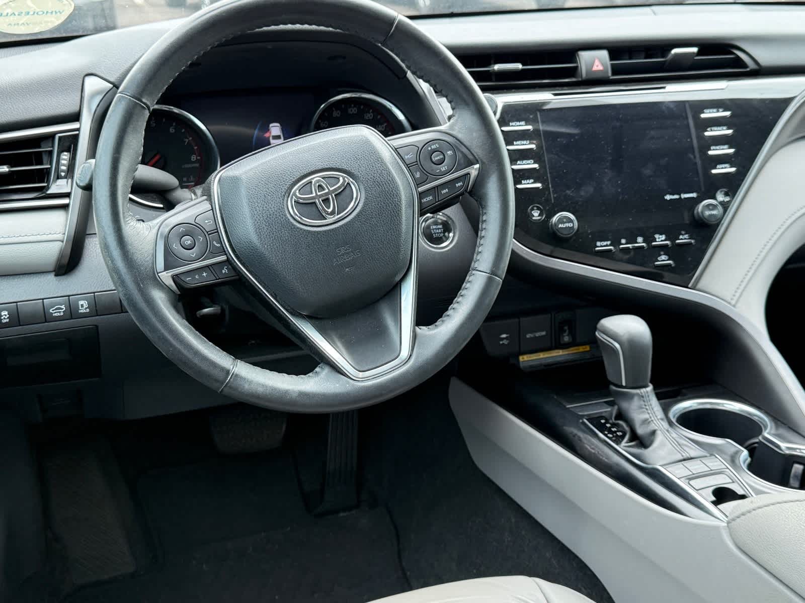 Thumbnail: 2019 Toyota Camry - 11