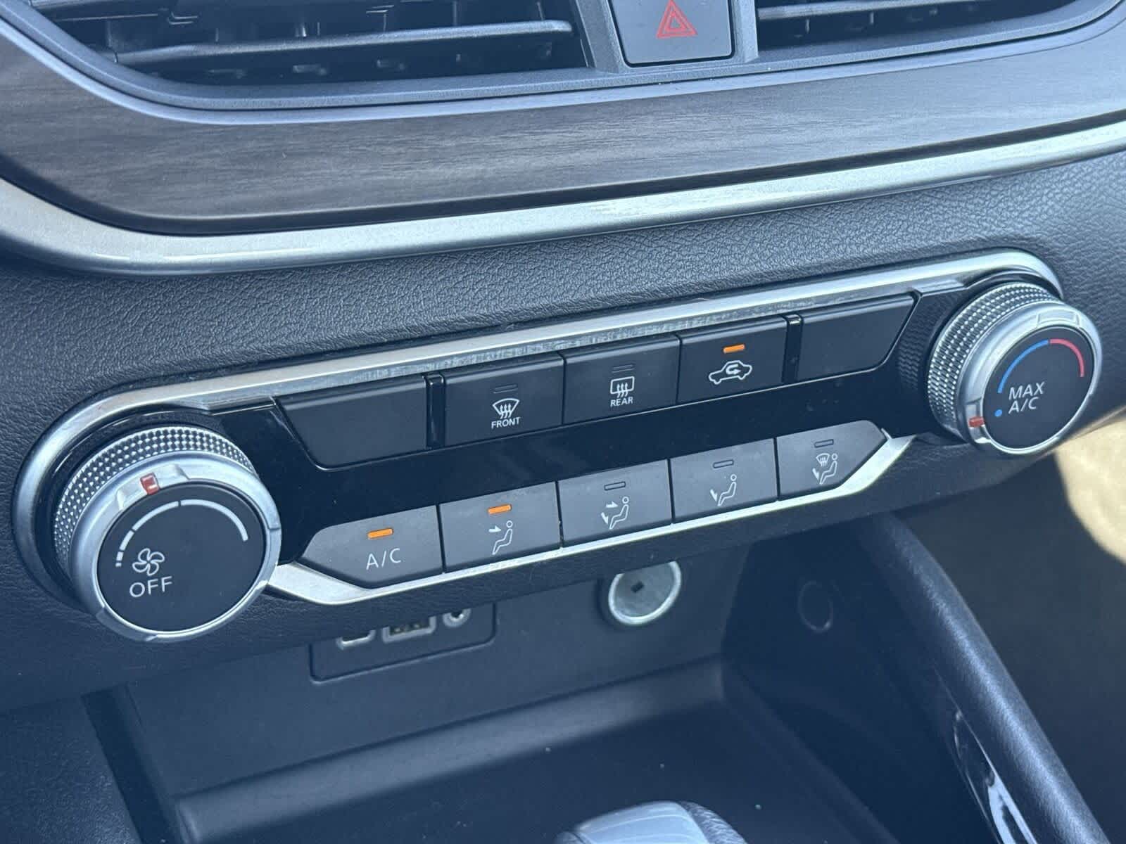 Thumbnail: 2024 Nissan Altima - 23