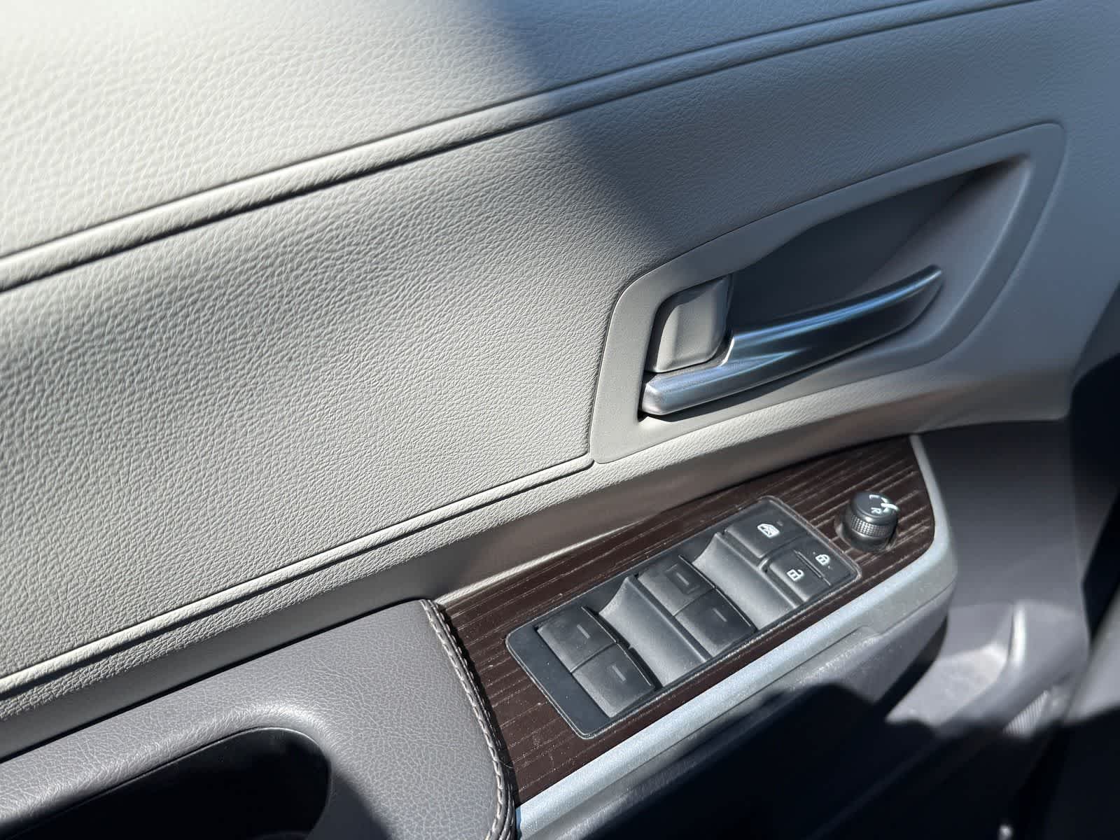 Thumbnail: 2024 Toyota Sienna - 14