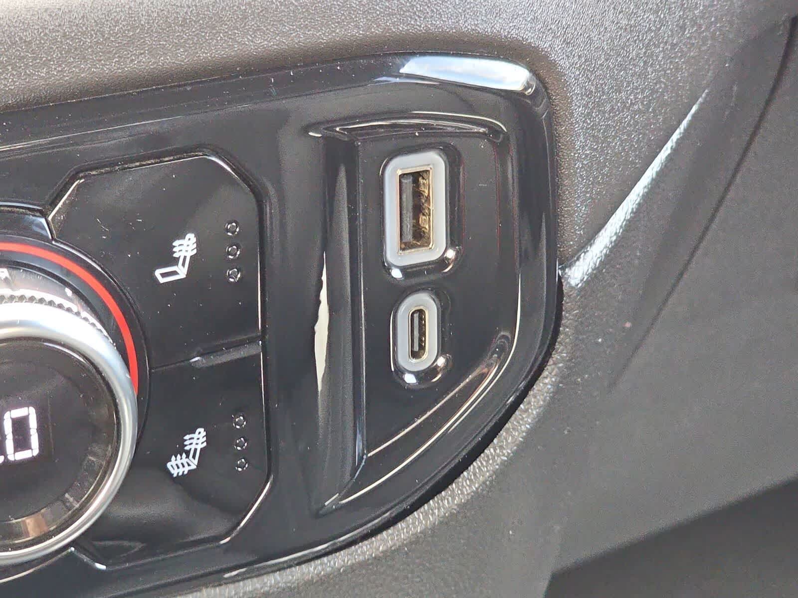 Thumbnail: 2025 GMC Sierra 1500 - 23