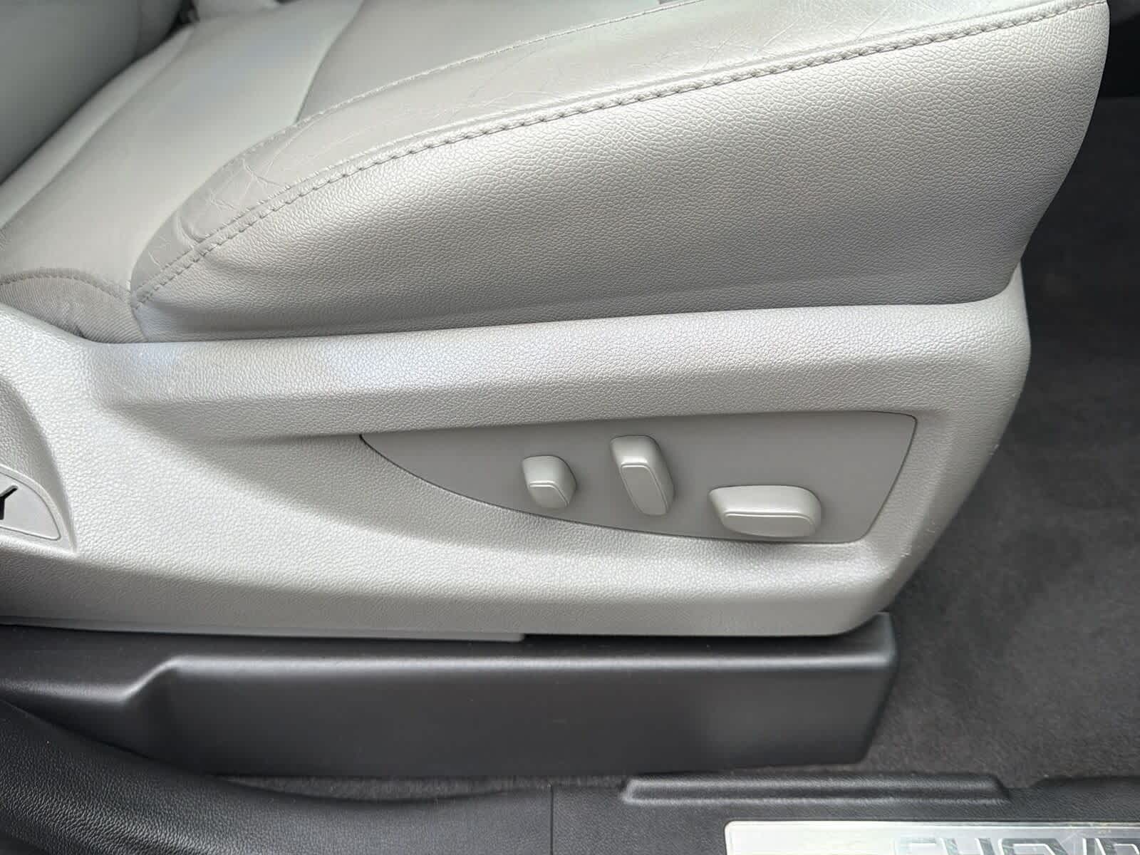 Thumbnail: 2020 Chevrolet Tahoe - 12