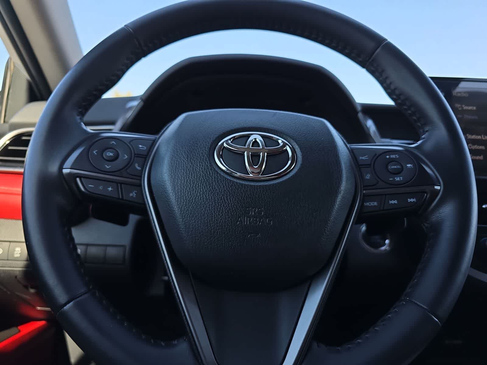 Thumbnail: 2022 Toyota Camry - 27