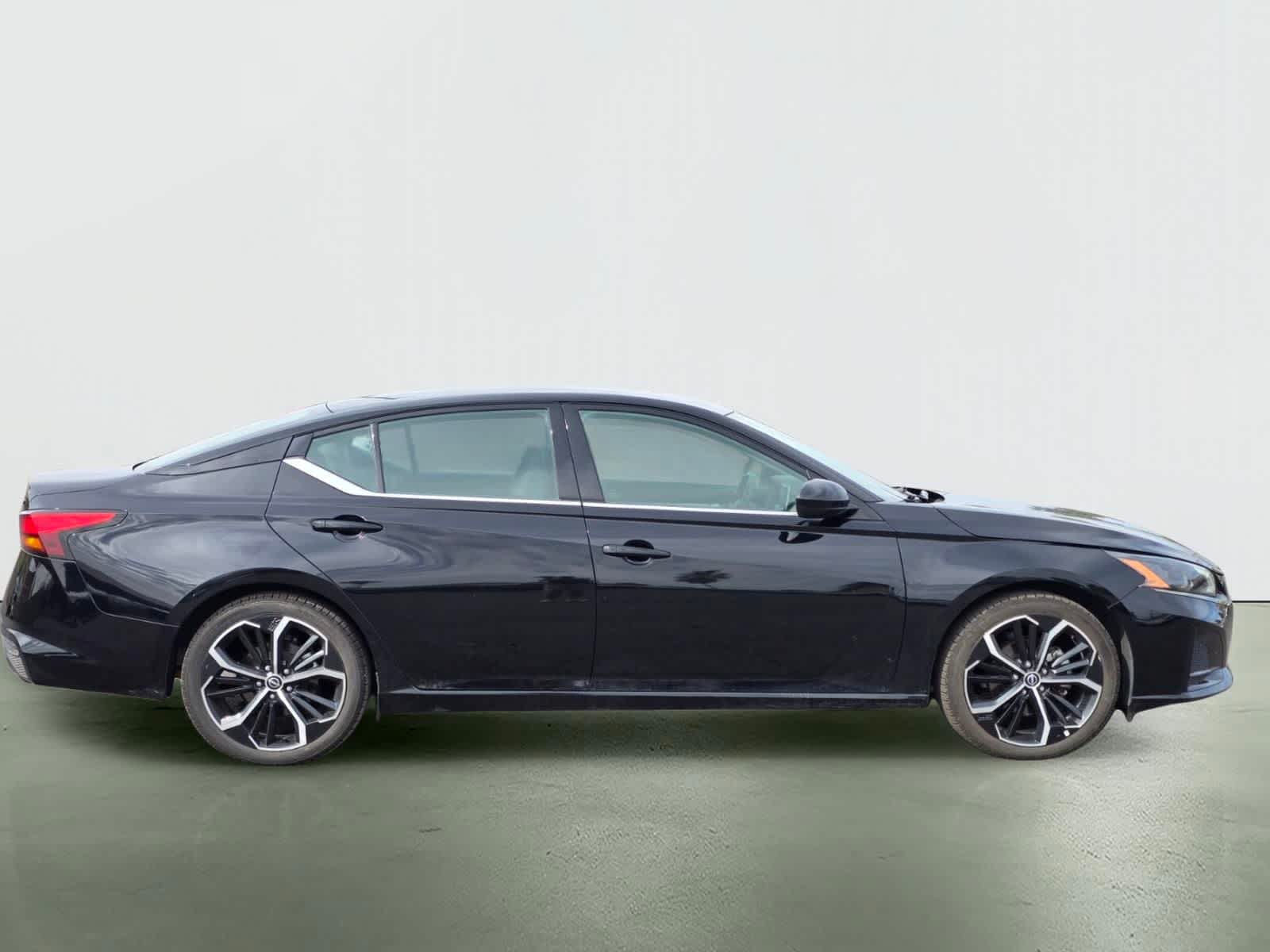 Thumbnail: 2024 Nissan Altima - 7