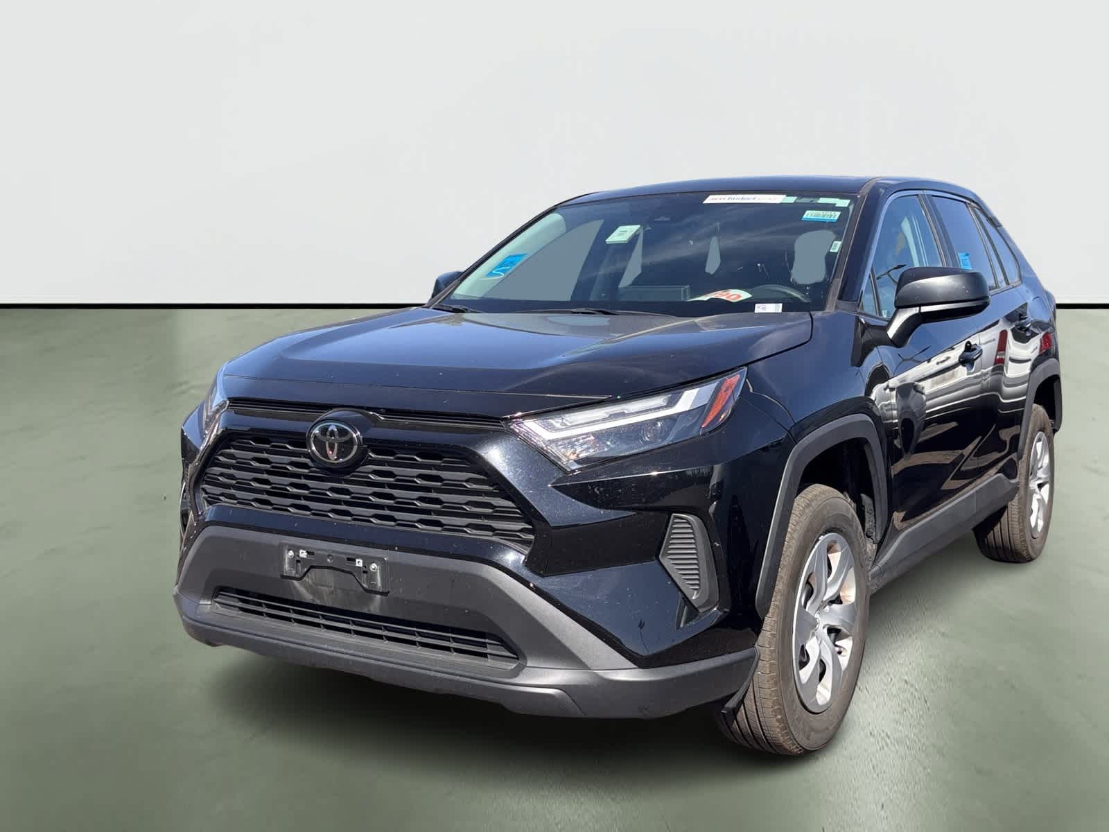 2024 Toyota RAV4 LE 2