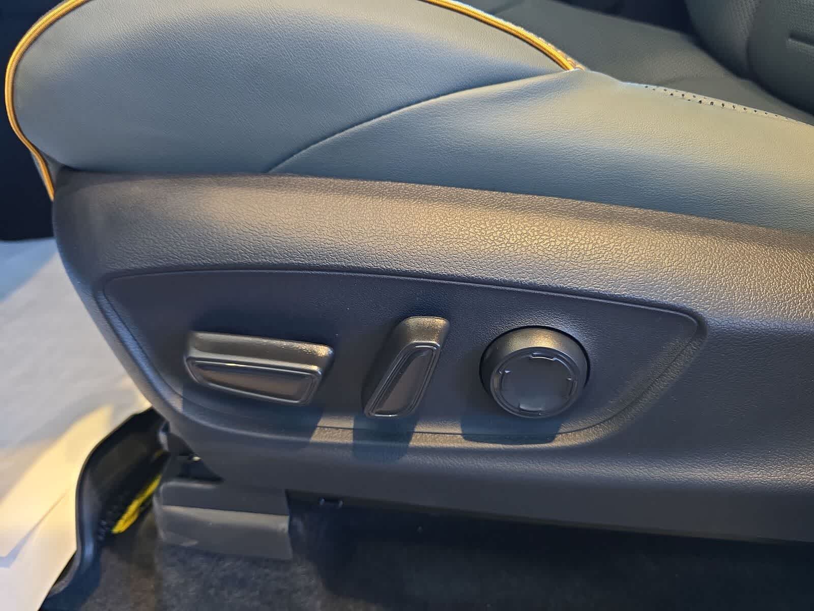 Thumbnail: 2026 Toyota Tacoma - 10