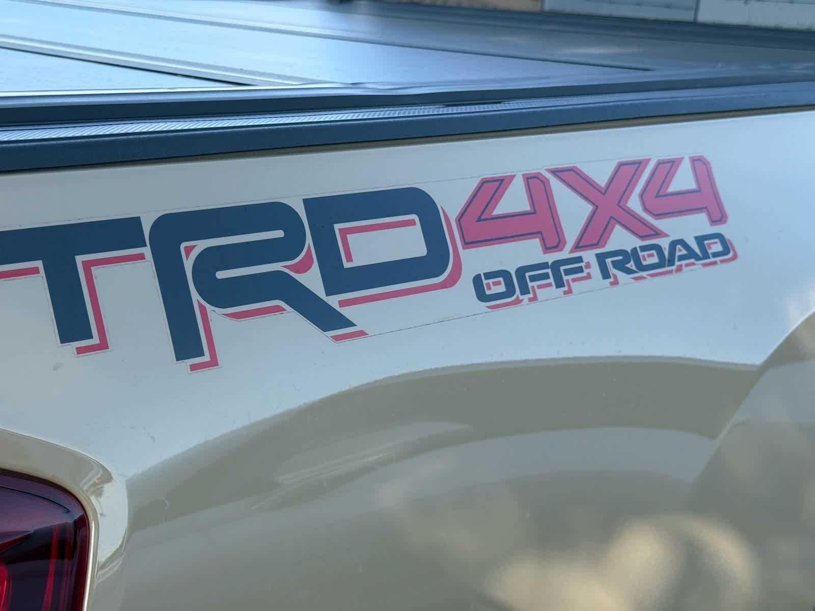 2018 Toyota Tacoma TRD Off-Road 12
