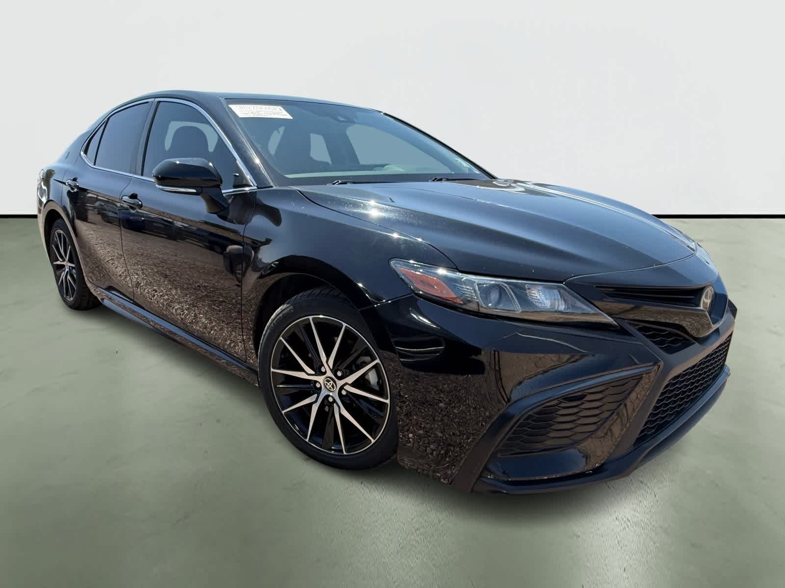 2022 Toyota Camry SE 5