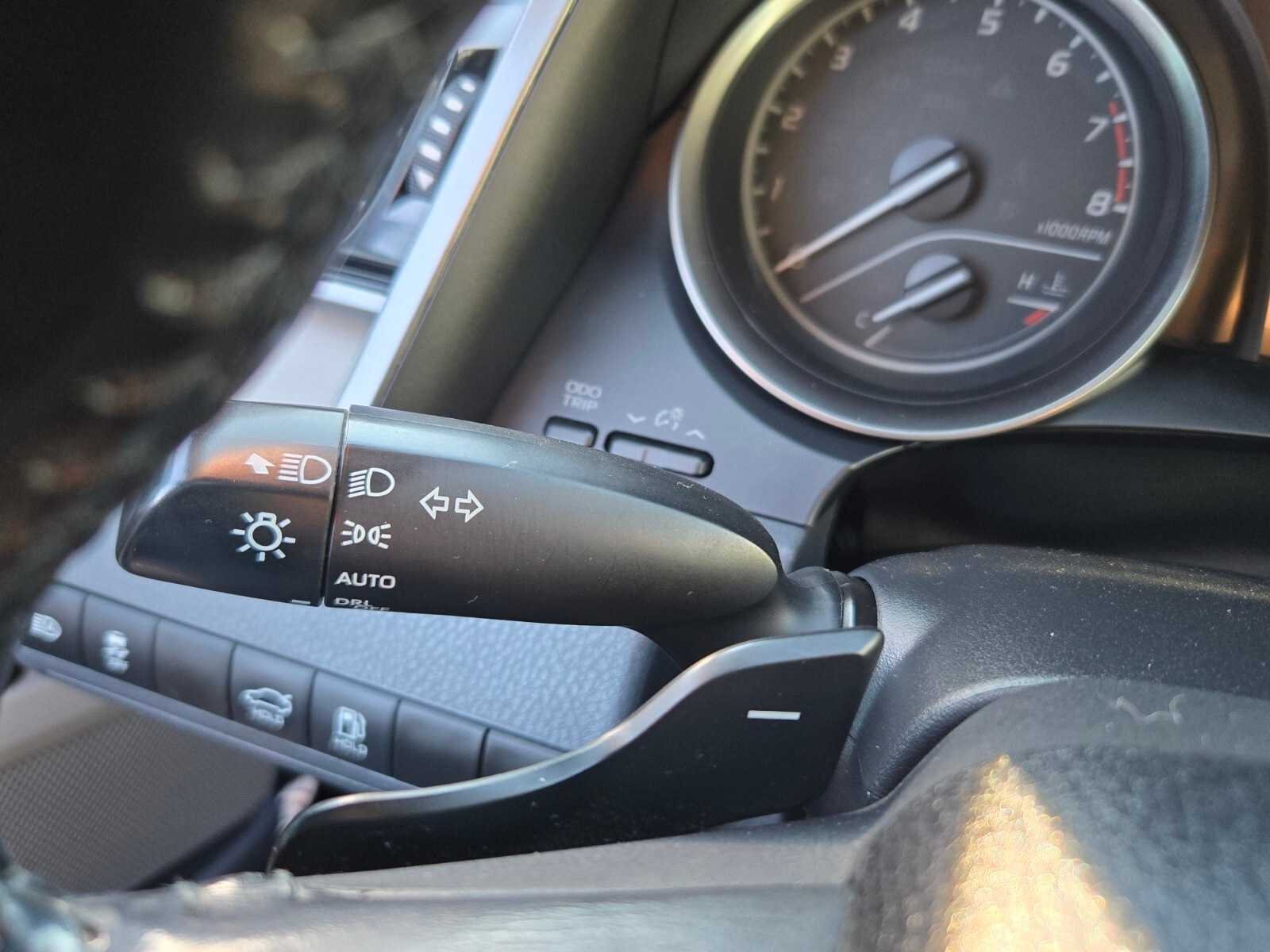 Thumbnail: 2022 Toyota Camry - 20