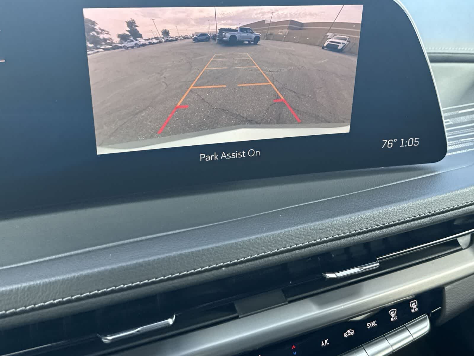 Thumbnail: 2024 Cadillac XT4 - 23