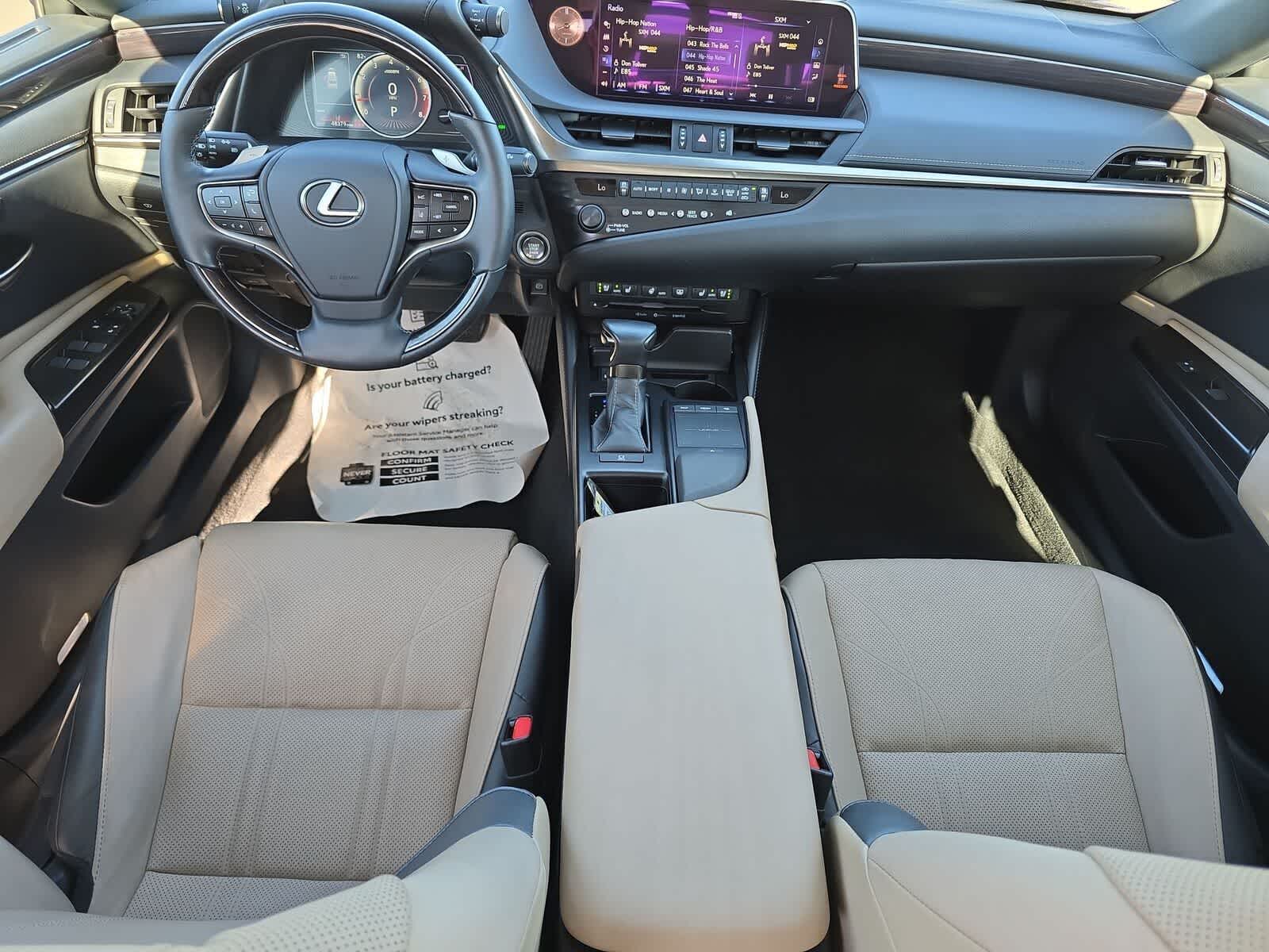 Thumbnail: 2019 Lexus ES - 15